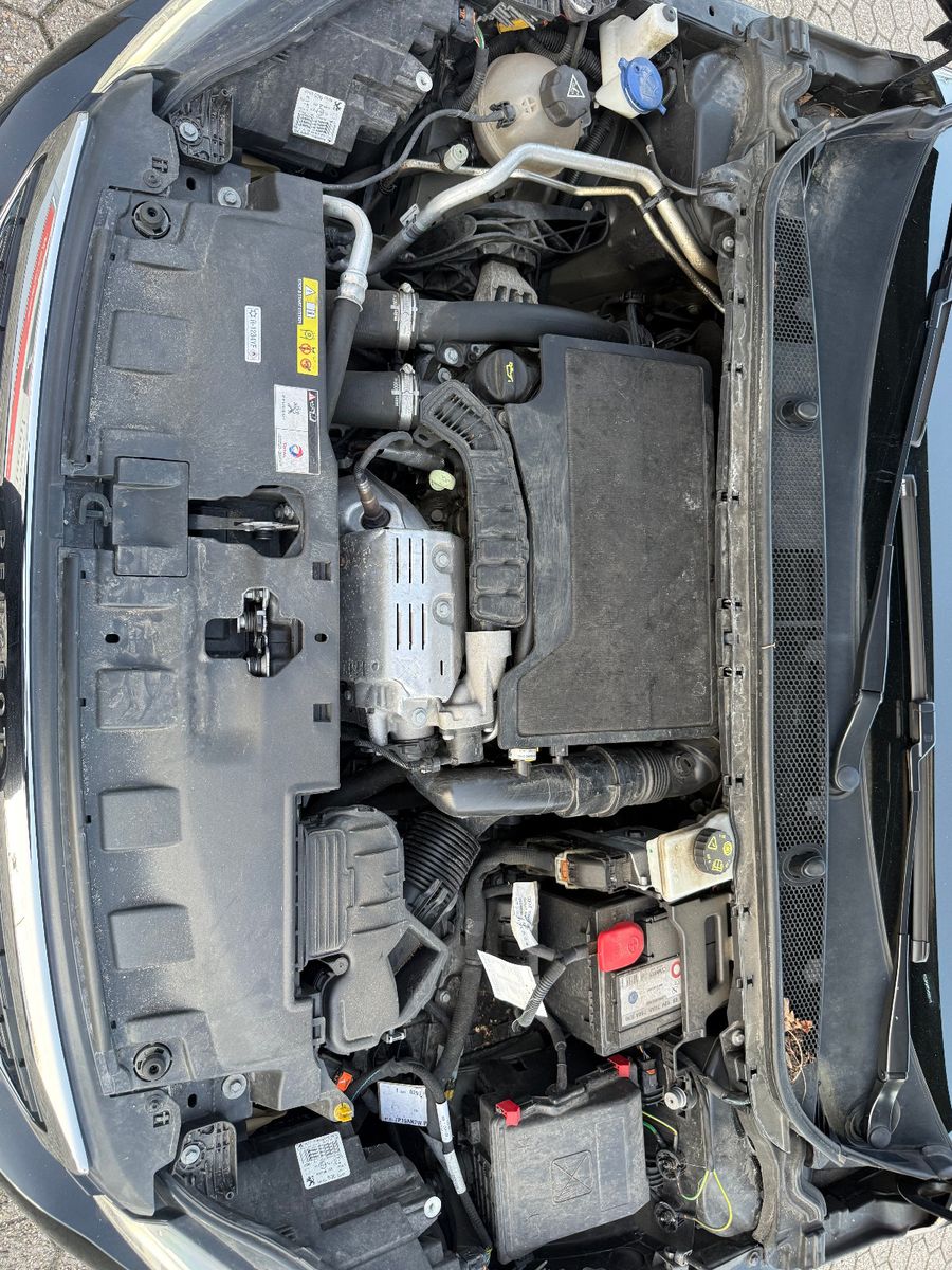 Fahrzeugabbildung Peugeot 308 SW Active*Klima*SH*Apple*Android Car Play*