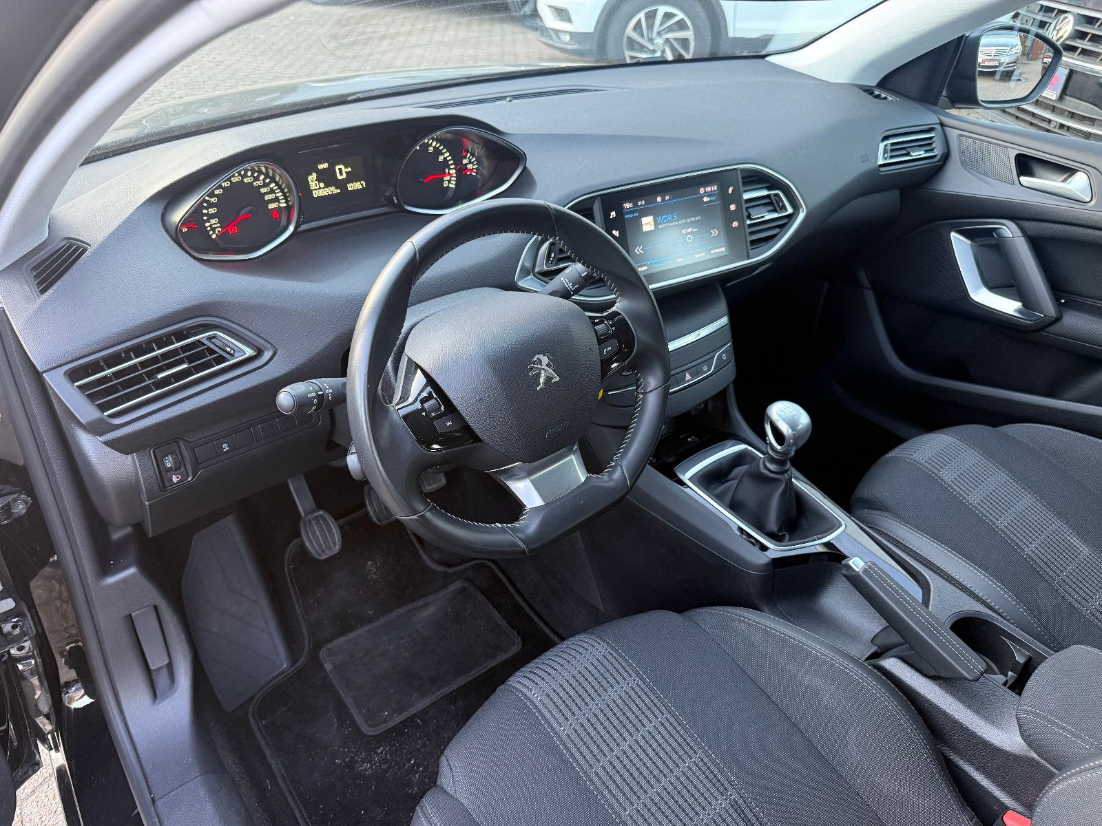 Fahrzeugabbildung Peugeot 308 SW Active*Klima*SH*Apple*Android Car Play*