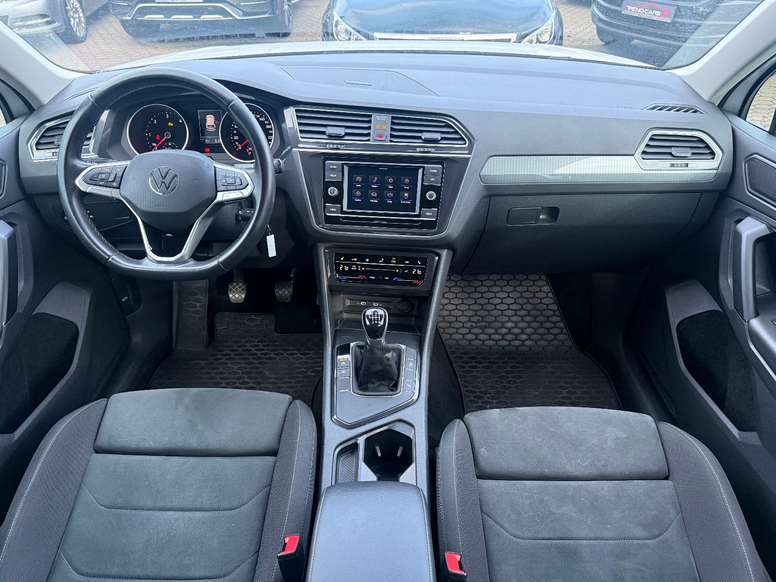 Fahrzeugabbildung Volkswagen Tiguan Life*ACC*AHK*KLIMA*LED*