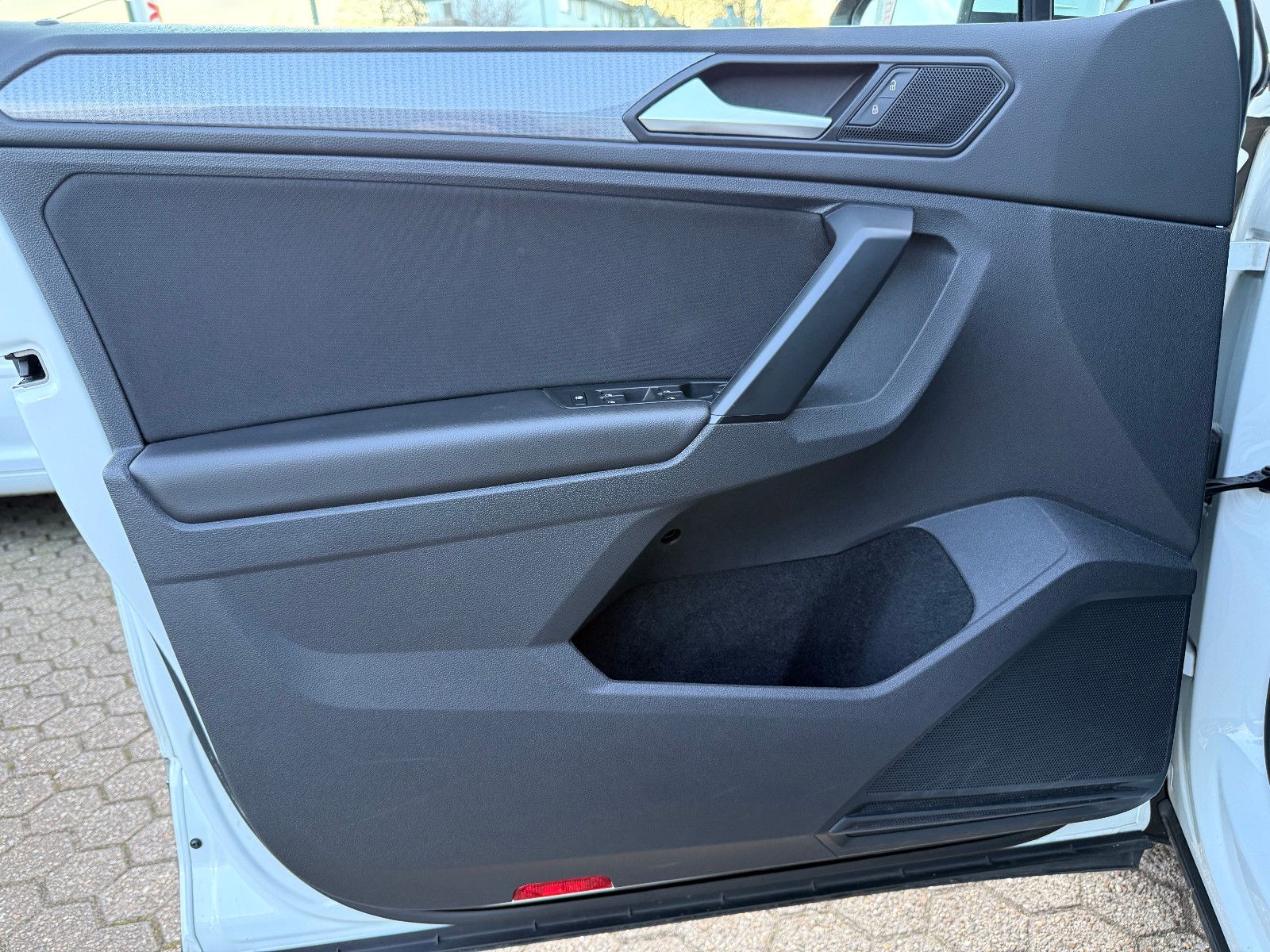 Fahrzeugabbildung Volkswagen Tiguan Life*ACC*AHK*KLIMA*LED*