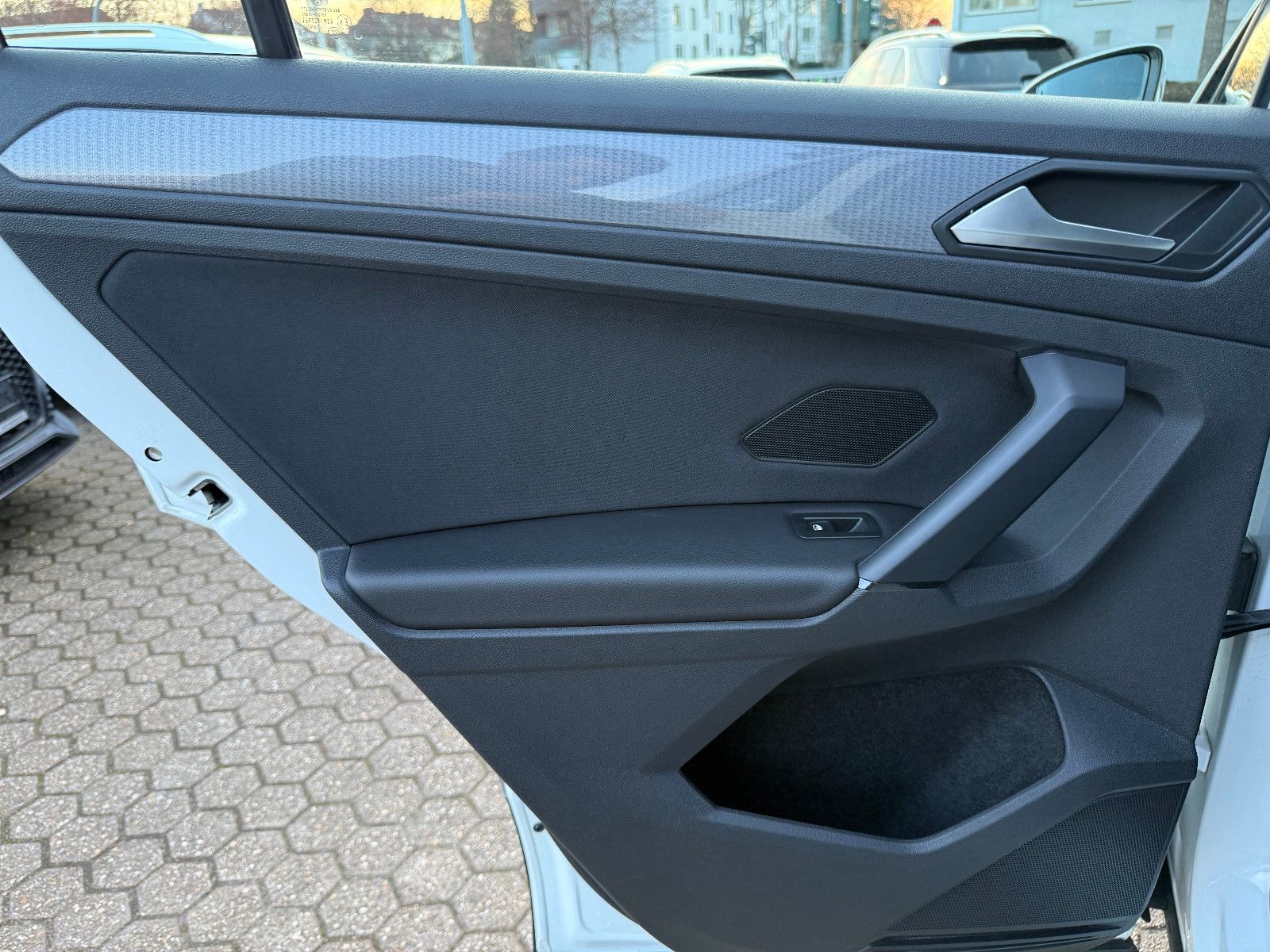 Fahrzeugabbildung Volkswagen Tiguan Life*ACC*AHK*KLIMA*LED*