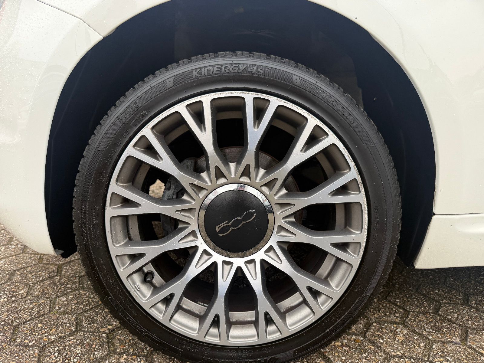 Fahrzeugabbildung Fiat 500 Mirror*Klima*Tempomat*AplleCarplay*