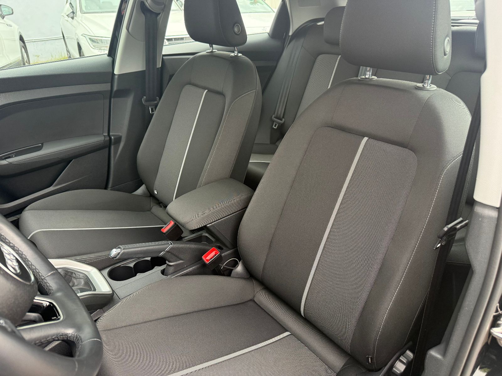 Fahrzeugabbildung Audi A1 citycarver 30 TFSI *Tempomat*Klima*18Zoll*