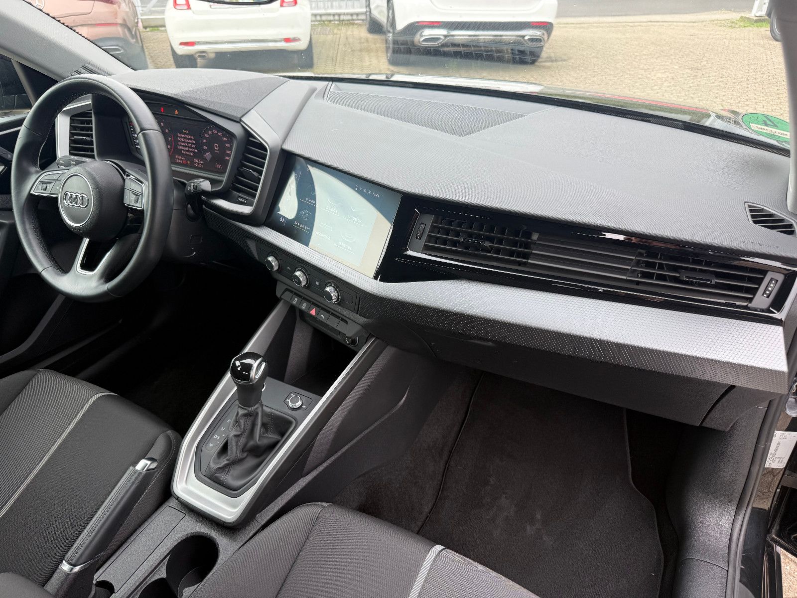 Fahrzeugabbildung Audi A1 citycarver 30 TFSI *Tempomat*Klima*18Zoll*