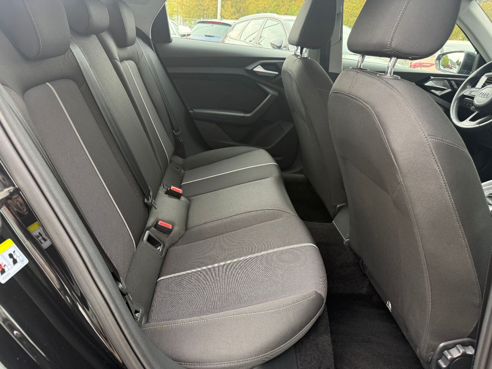Fahrzeugabbildung Audi A1 citycarver 30 TFSI *Tempomat*Klima*18Zoll*
