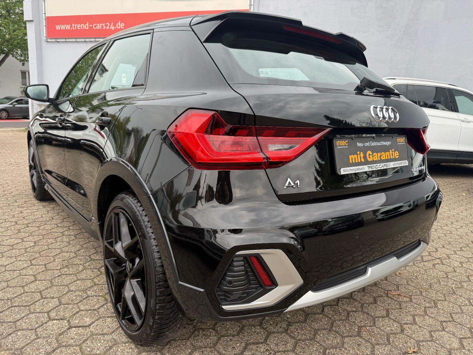 Fahrzeugabbildung Audi A1 citycarver 30 TFSI *Tempomat*Klima*18Zoll*