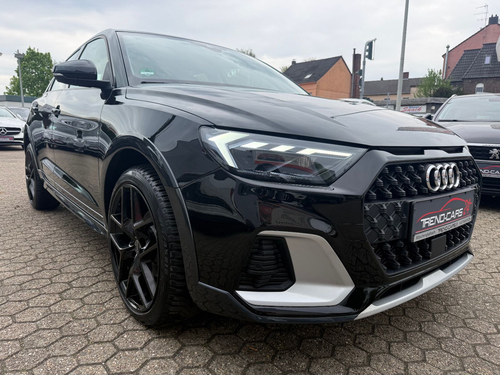 Fahrzeugabbildung Audi A1 citycarver 30 TFSI *Tempomat*Klima*18Zoll*