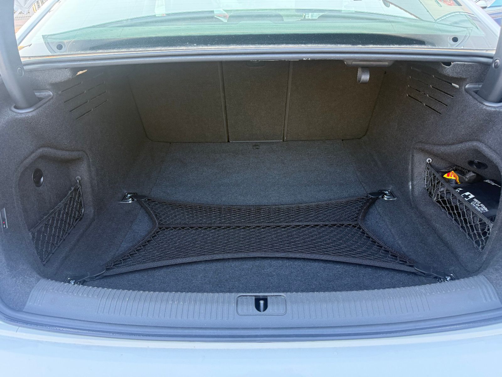 Fahrzeugabbildung Audi A4 Lim 30 TDIadvanced*S-Line*AHK*Tempomat*Matrix
