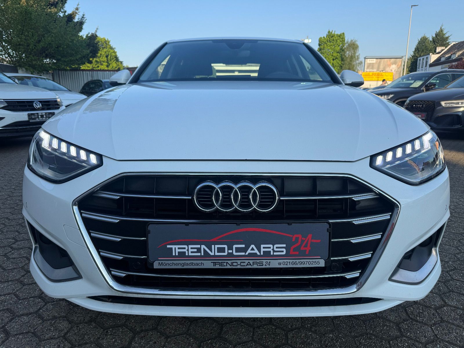 Fahrzeugabbildung Audi A4 Lim 30 TDIadvanced*S-Line*AHK*Tempomat*Matrix