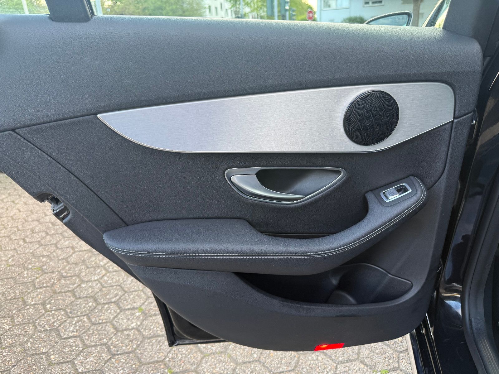 Fahrzeugabbildung Mercedes-Benz C 200 C Limousine AVANTGARDE *AHK*Scheckheft *