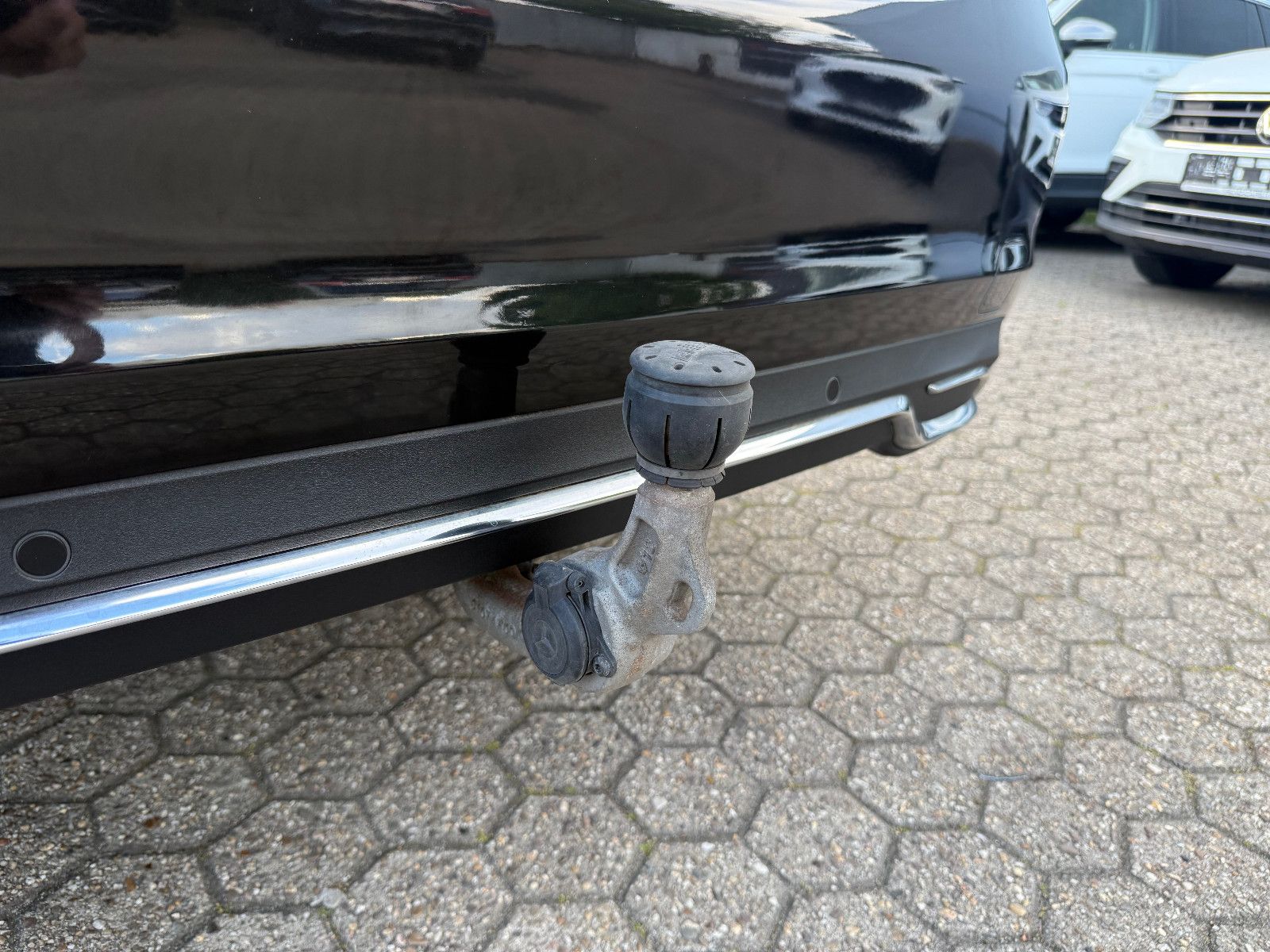 Fahrzeugabbildung Mercedes-Benz C 200 C Limousine AVANTGARDE *AHK*Scheckheft *
