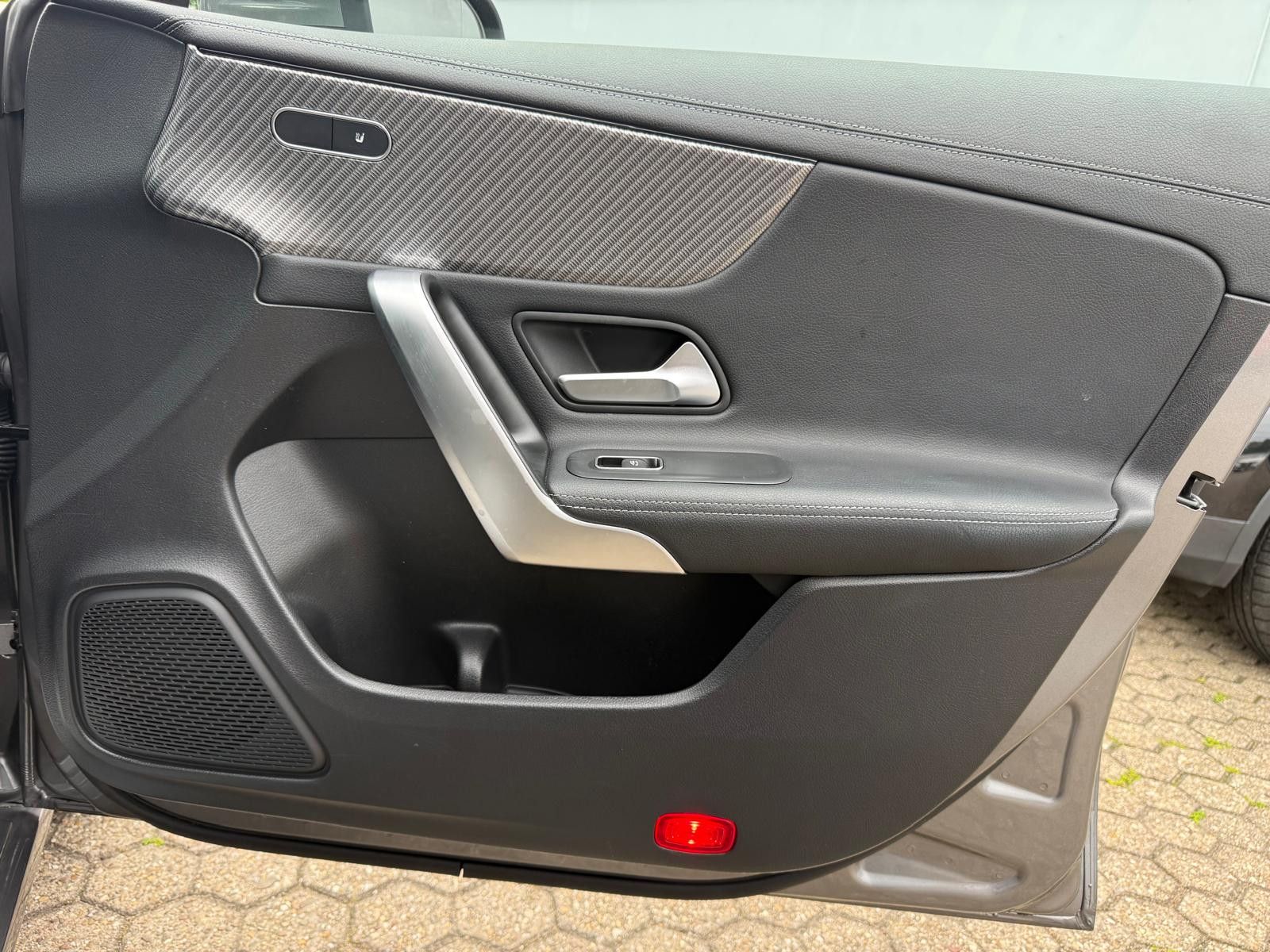 Fahrzeugabbildung Mercedes-Benz CLA 200*Progressive*LED*Leder*CAM*