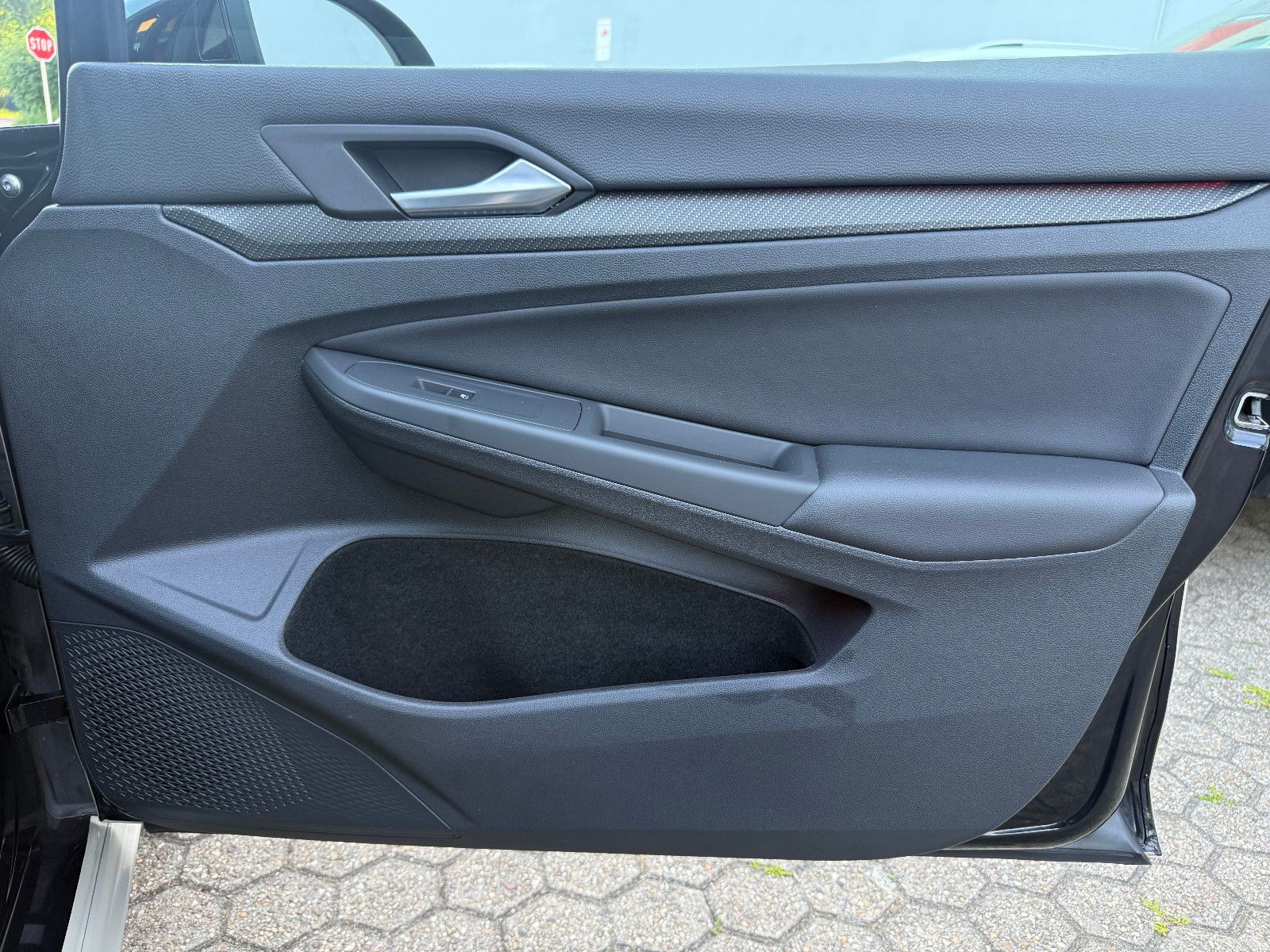 Fahrzeugabbildung Volkswagen Golf VIII Lim. R 4Motion*ACC*Harmann Kardon*Akra