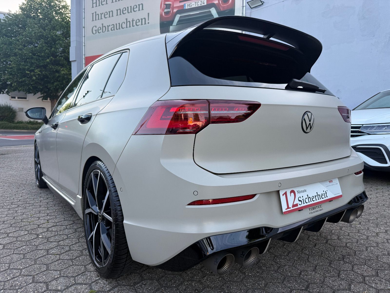 Fahrzeugabbildung Volkswagen Golf VIII Lim. R 4Motion*ACC*Harmann Kardon*Akra