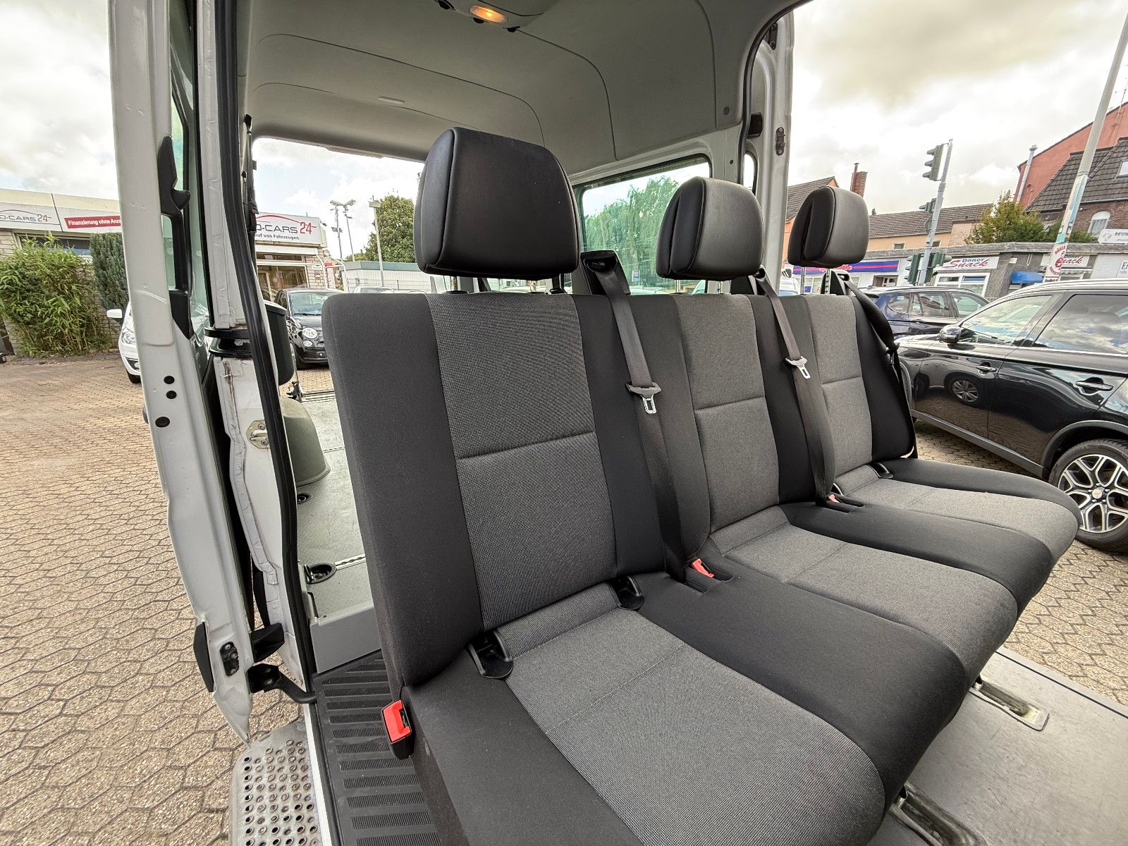 Fahrzeugabbildung Volkswagen Crafter 35 lang Hochdach*Rollstuhlrampe*Klima*