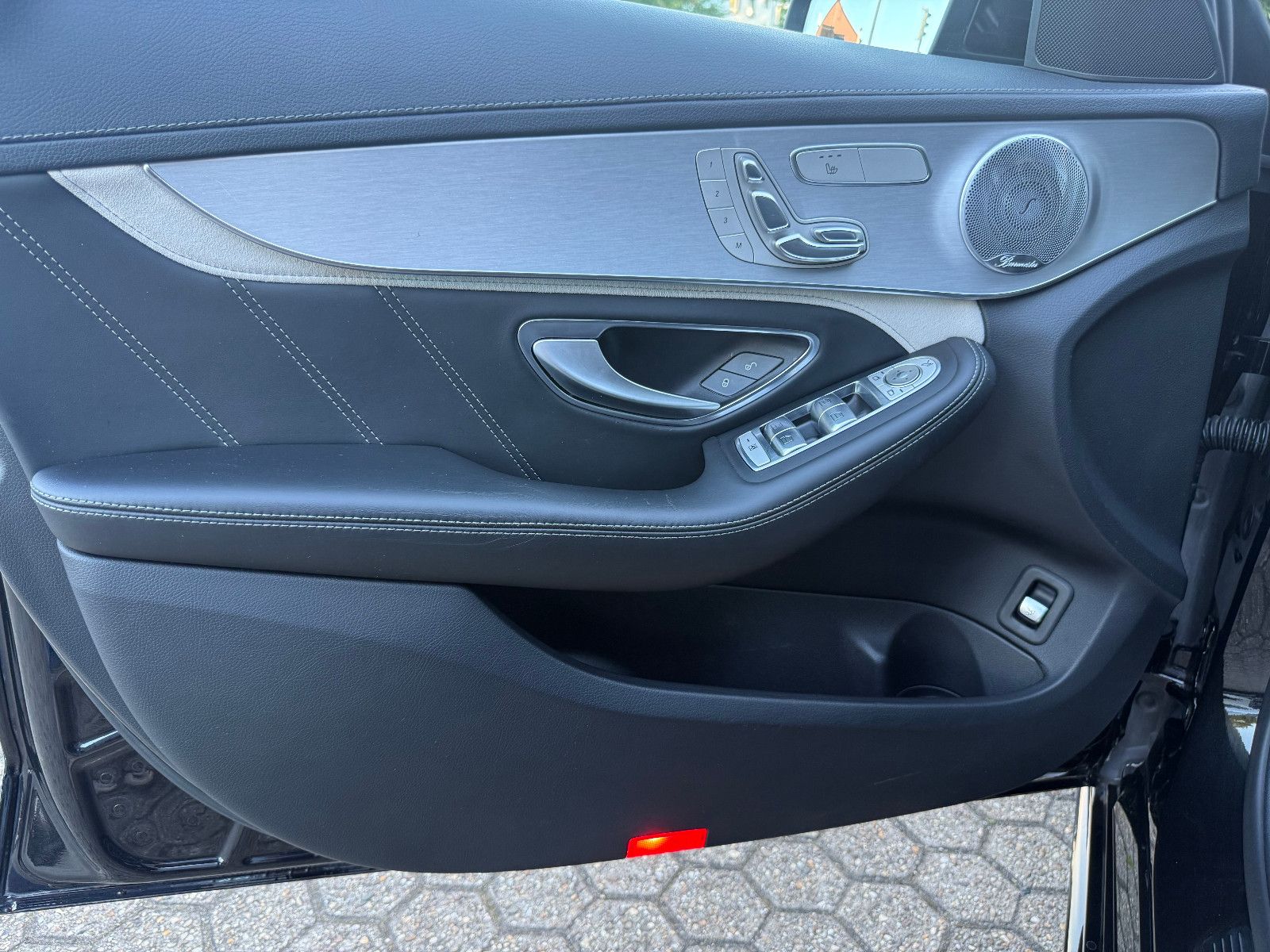 Fahrzeugabbildung Mercedes-Benz C 63 AMG S *ACC*LEDER*Burmaster*Pano*