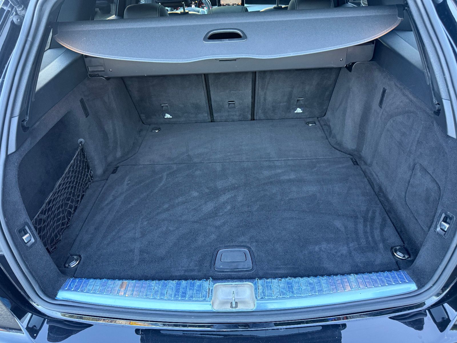 Fahrzeugabbildung Mercedes-Benz C 63 AMG S *ACC*LEDER*Burmaster*Pano*