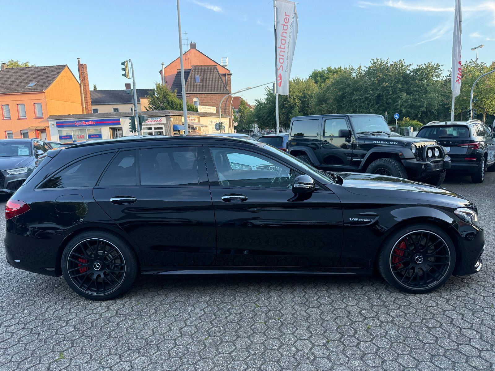 Fahrzeugabbildung Mercedes-Benz C 63 AMG S *ACC*LEDER*Burmaster*Pano*