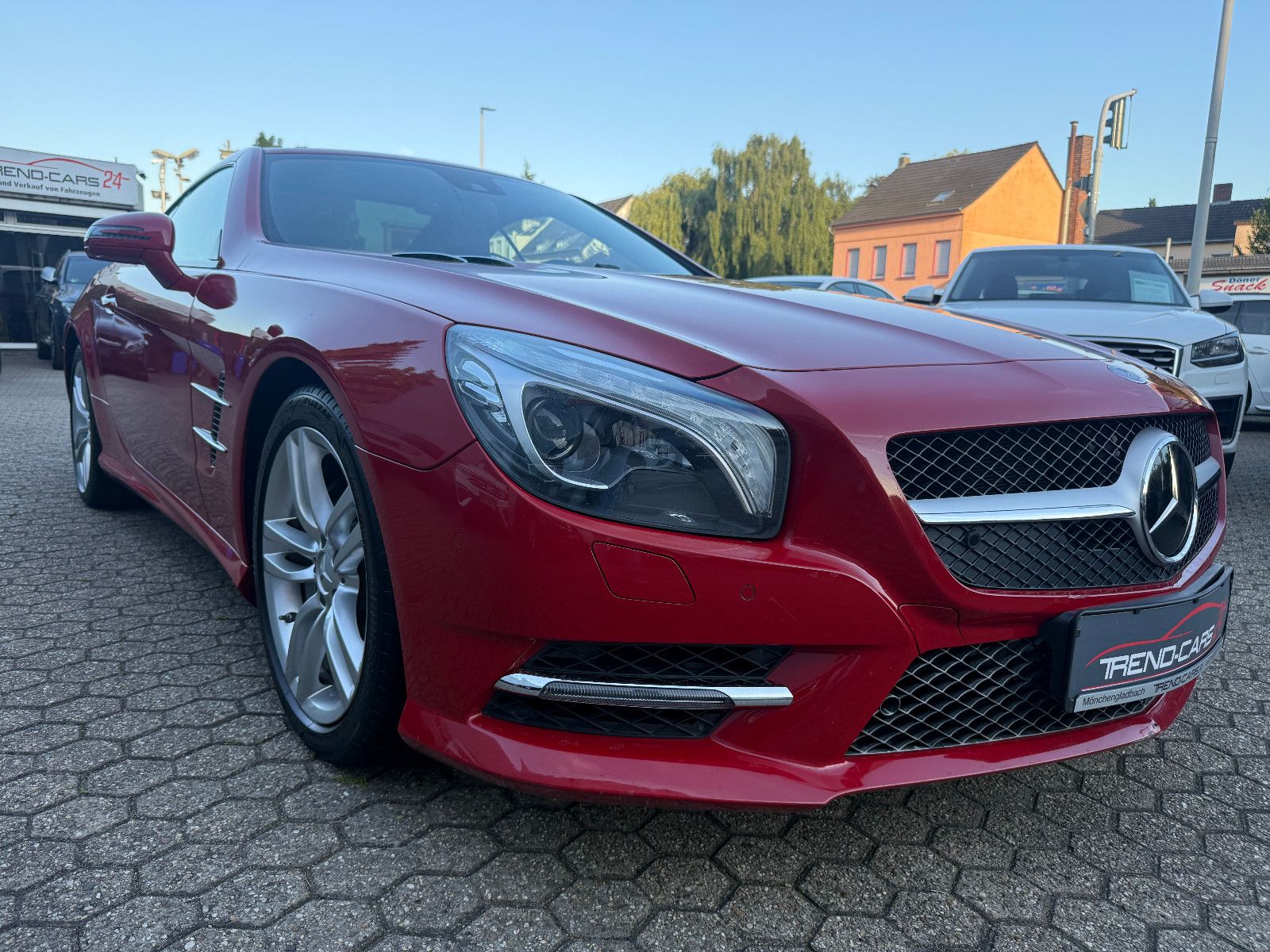 Mercedes-Benz SL 350*Tempomat*Harmann Kardon* Leder*