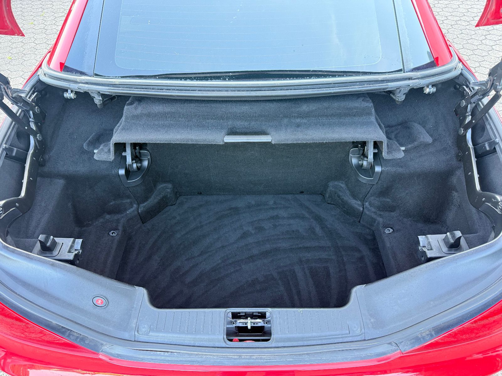 Fahrzeugabbildung Mercedes-Benz SL 350*Tempomat*Harmann Kardon* Leder*