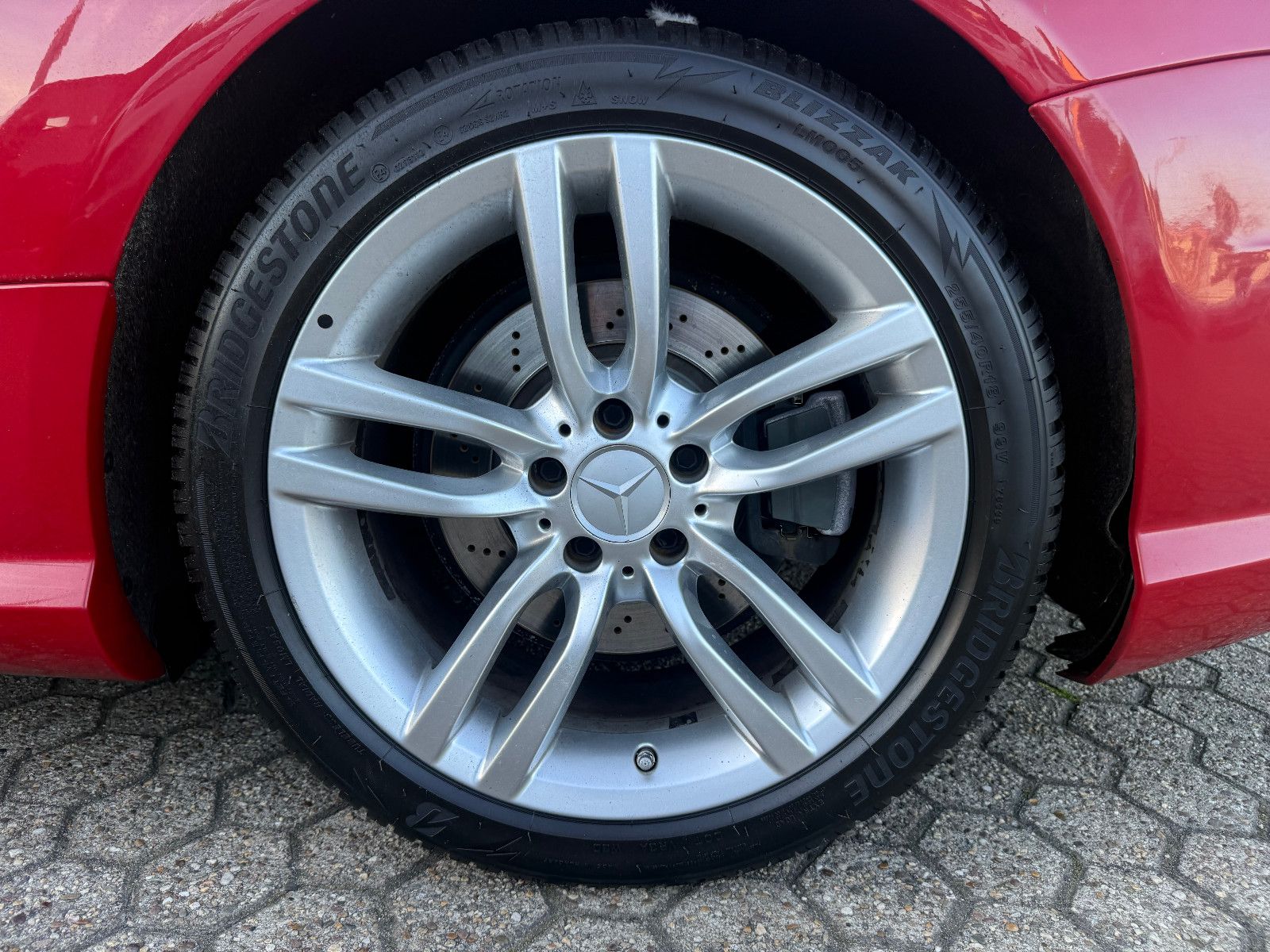 Fahrzeugabbildung Mercedes-Benz SL 350*Tempomat*Harmann Kardon* Leder*