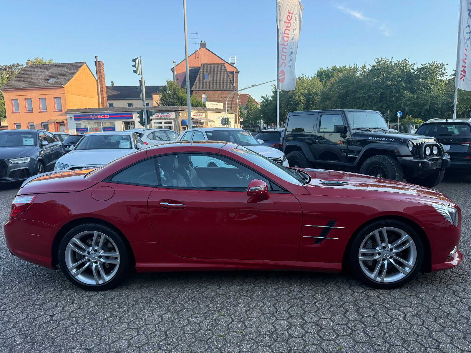Fahrzeugabbildung Mercedes-Benz SL 350*Tempomat*Harmann Kardon* Leder*