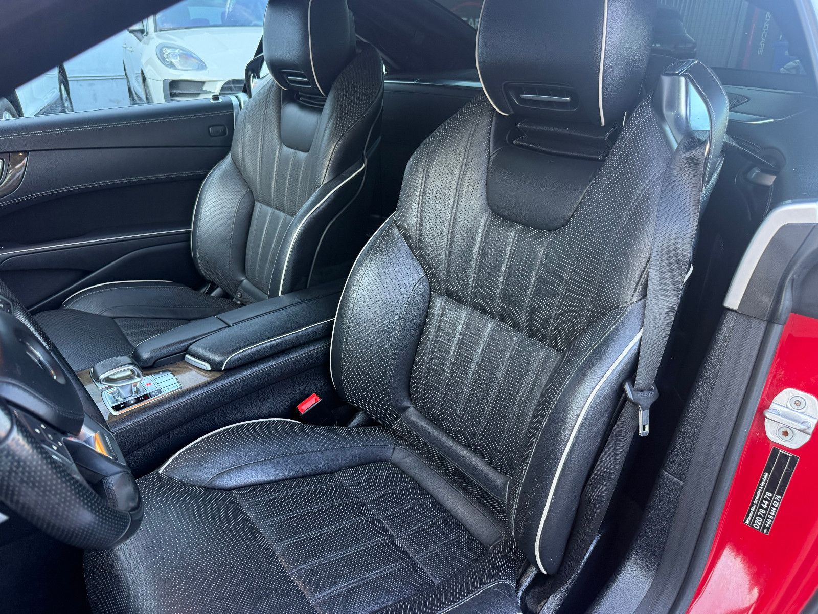 Fahrzeugabbildung Mercedes-Benz SL 350*Tempomat*Harmann Kardon* Leder*