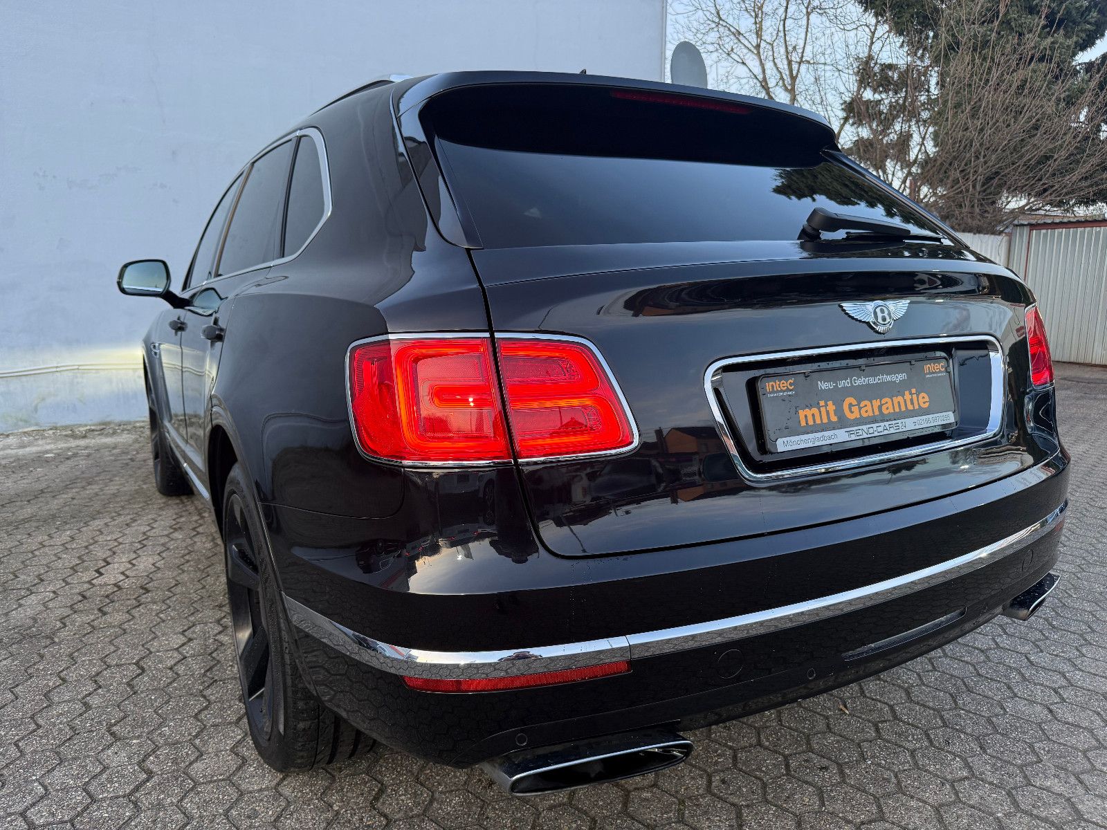 Fahrzeugabbildung Bentley Bentayga 6.0 W12 4WD*FirstEdition* Pano*Voll*