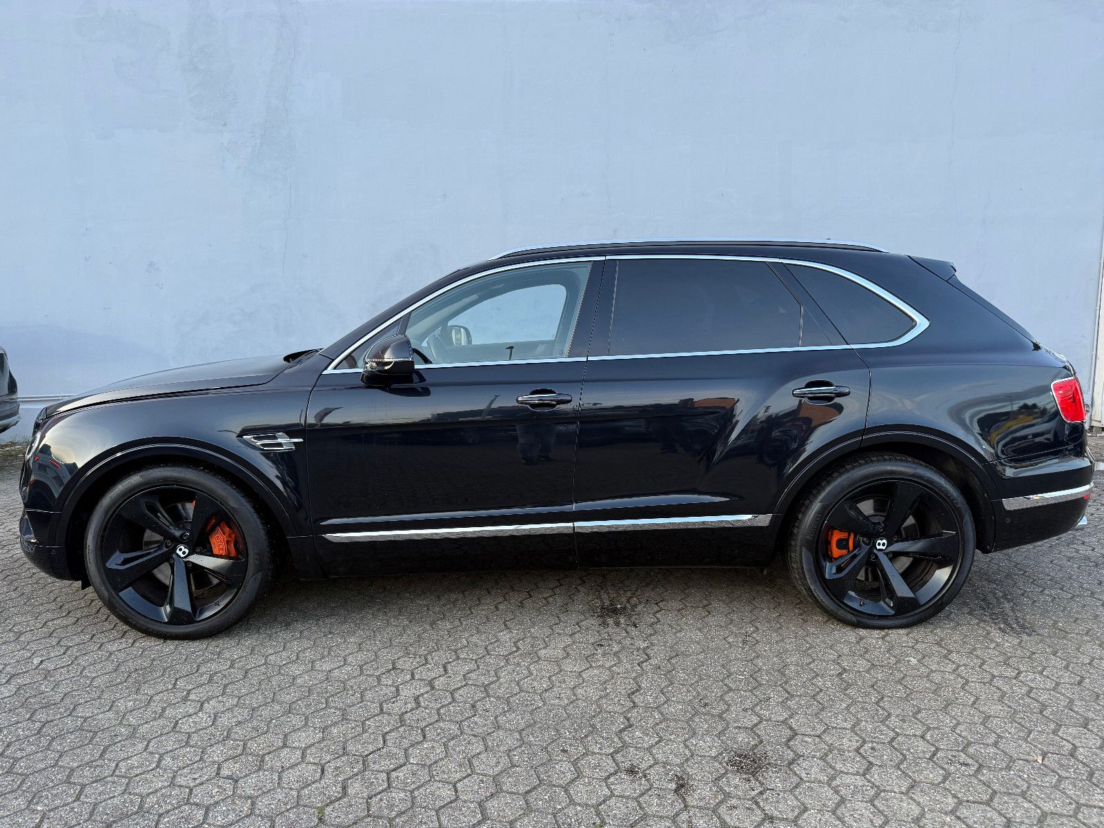 Fahrzeugabbildung Bentley Bentayga 6.0 W12 4WD*FirstEdition* Pano*Voll*