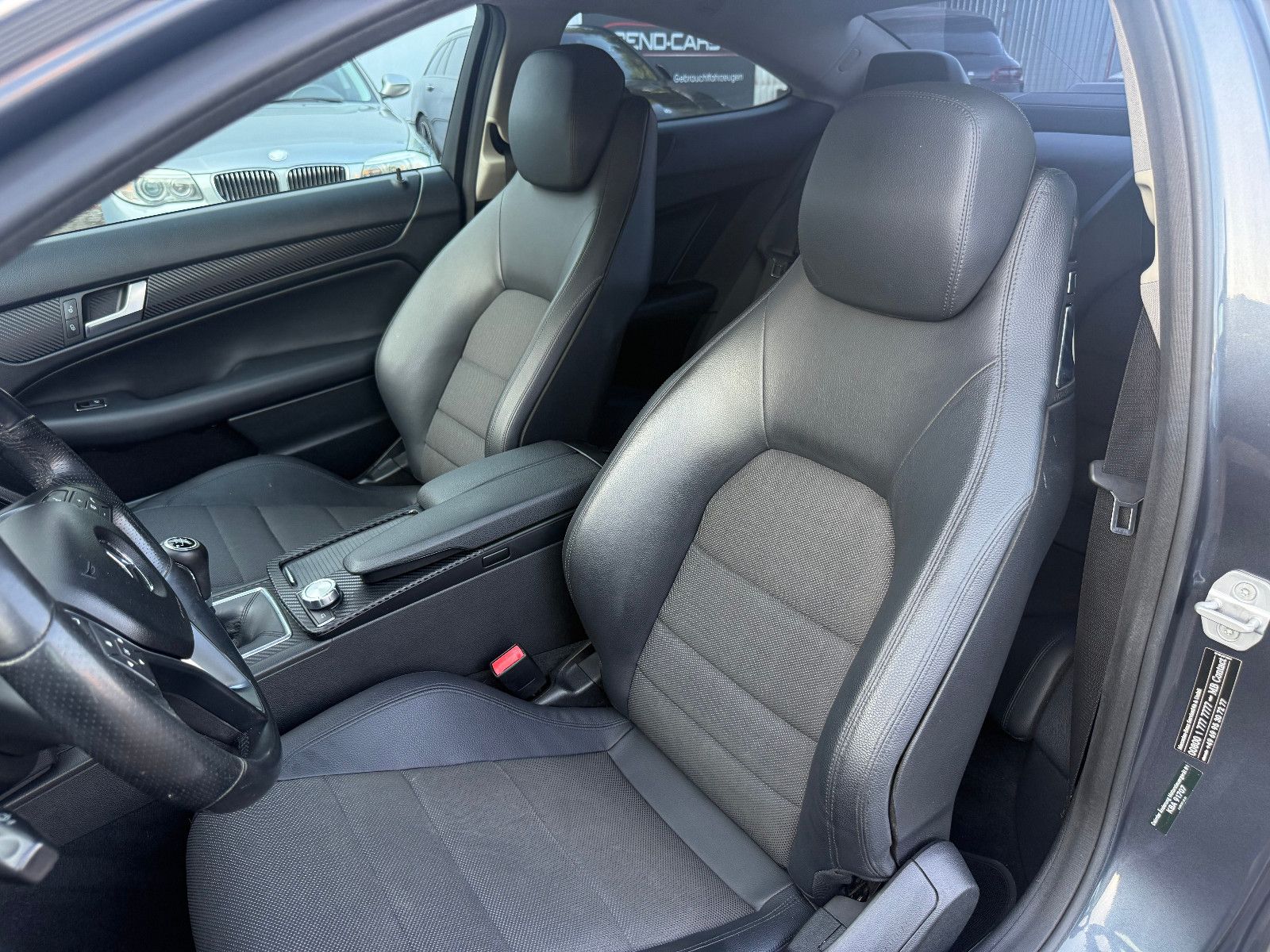 Fahrzeugabbildung Mercedes-Benz C 220 C Coupe C 220 CDI BlueEfficiency