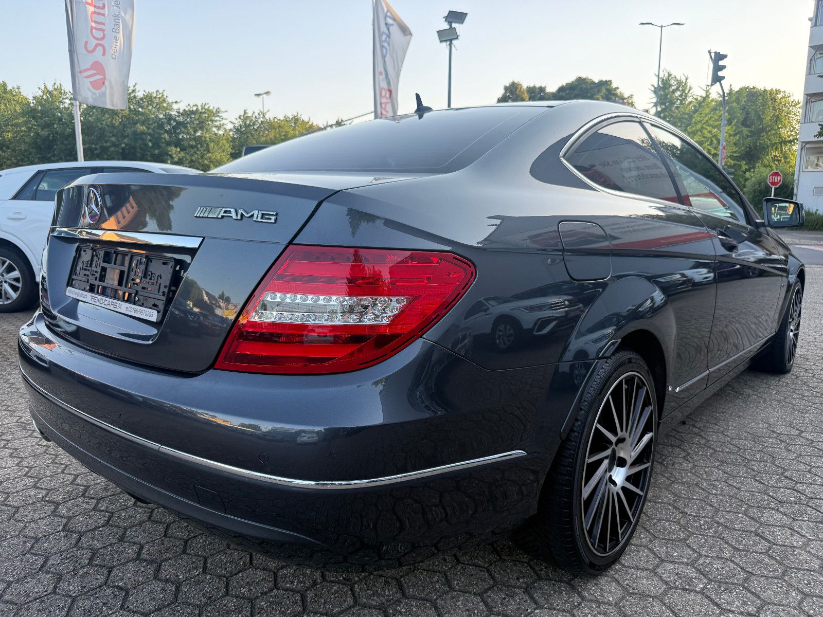 Fahrzeugabbildung Mercedes-Benz C 220 C Coupe C 220 CDI BlueEfficiency
