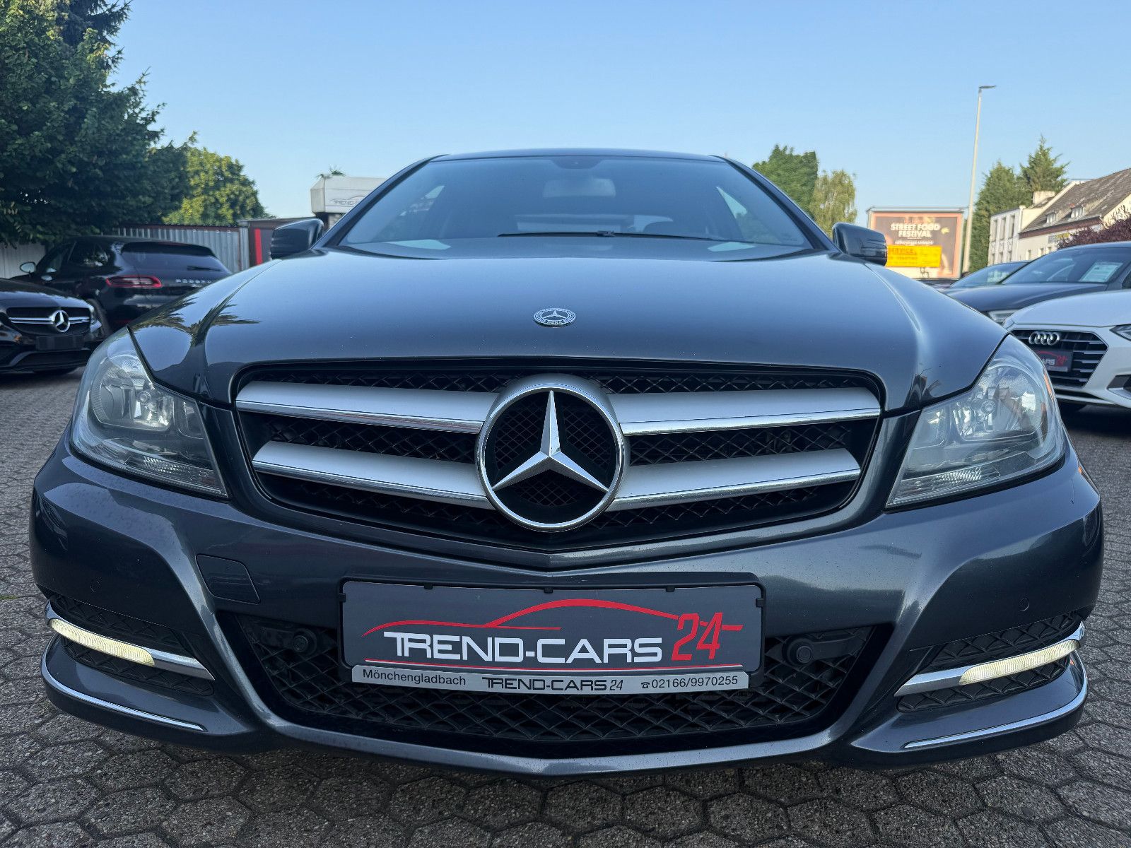 Fahrzeugabbildung Mercedes-Benz C 220 C Coupe C 220 CDI BlueEfficiency