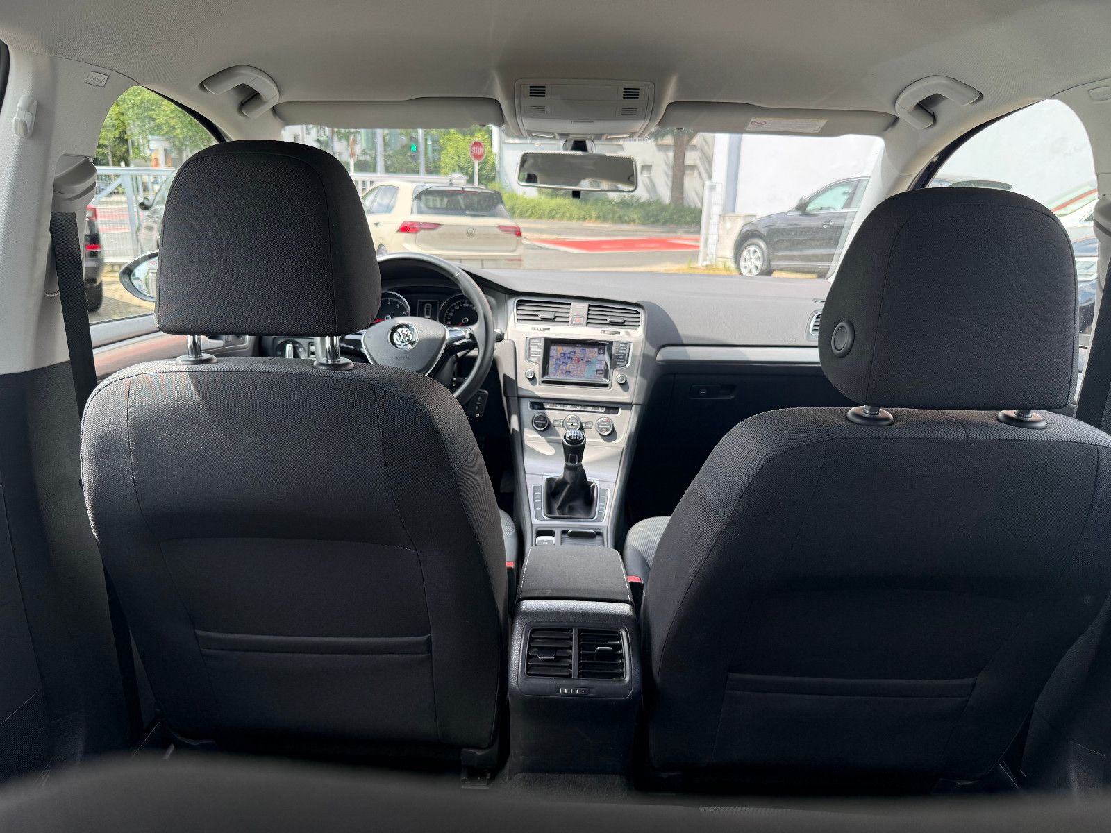 Fahrzeugabbildung Volkswagen Golf VII Lim. Comfortline BMT