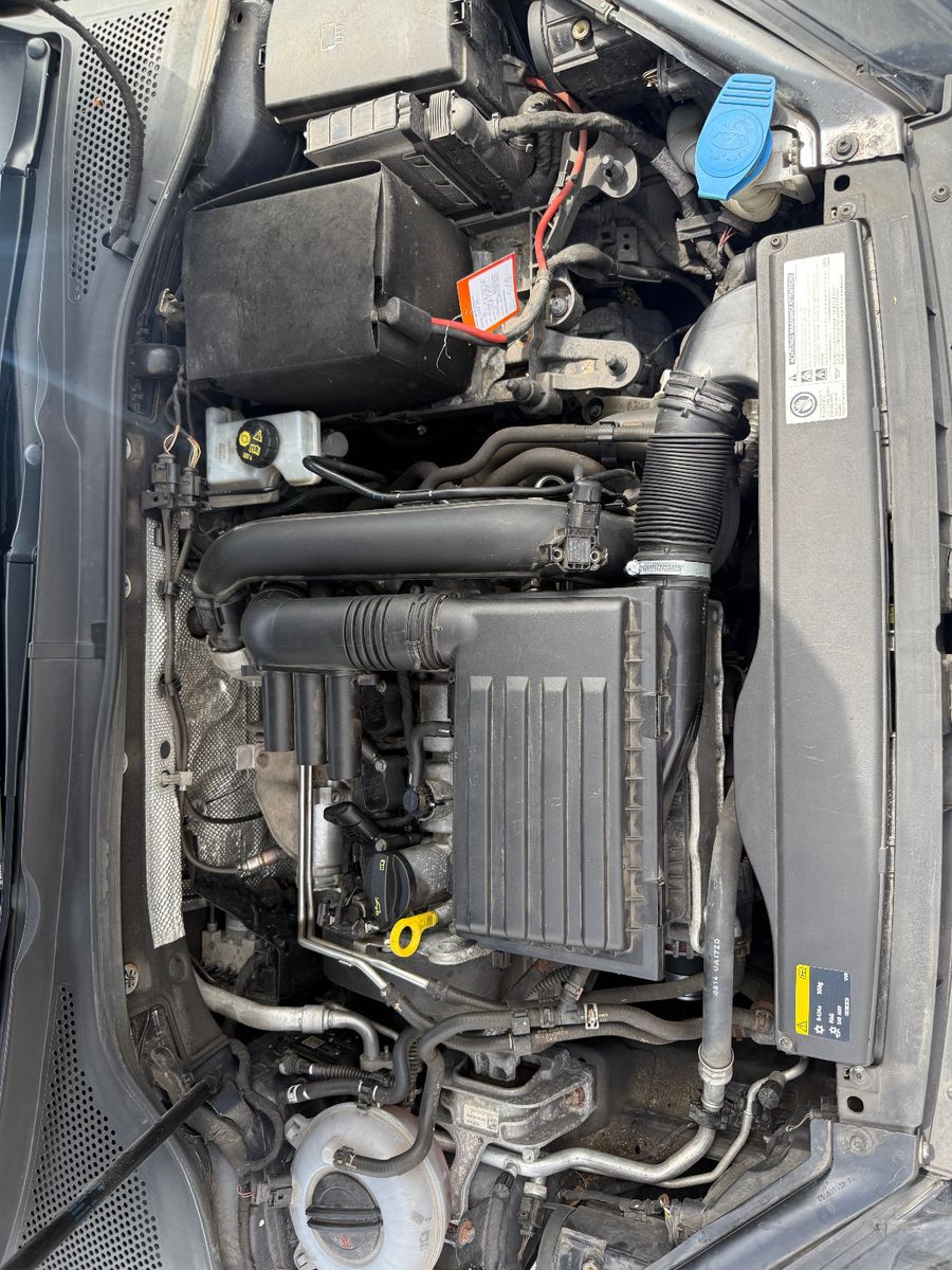 Fahrzeugabbildung Volkswagen Golf VII Lim. Comfortline BMT
