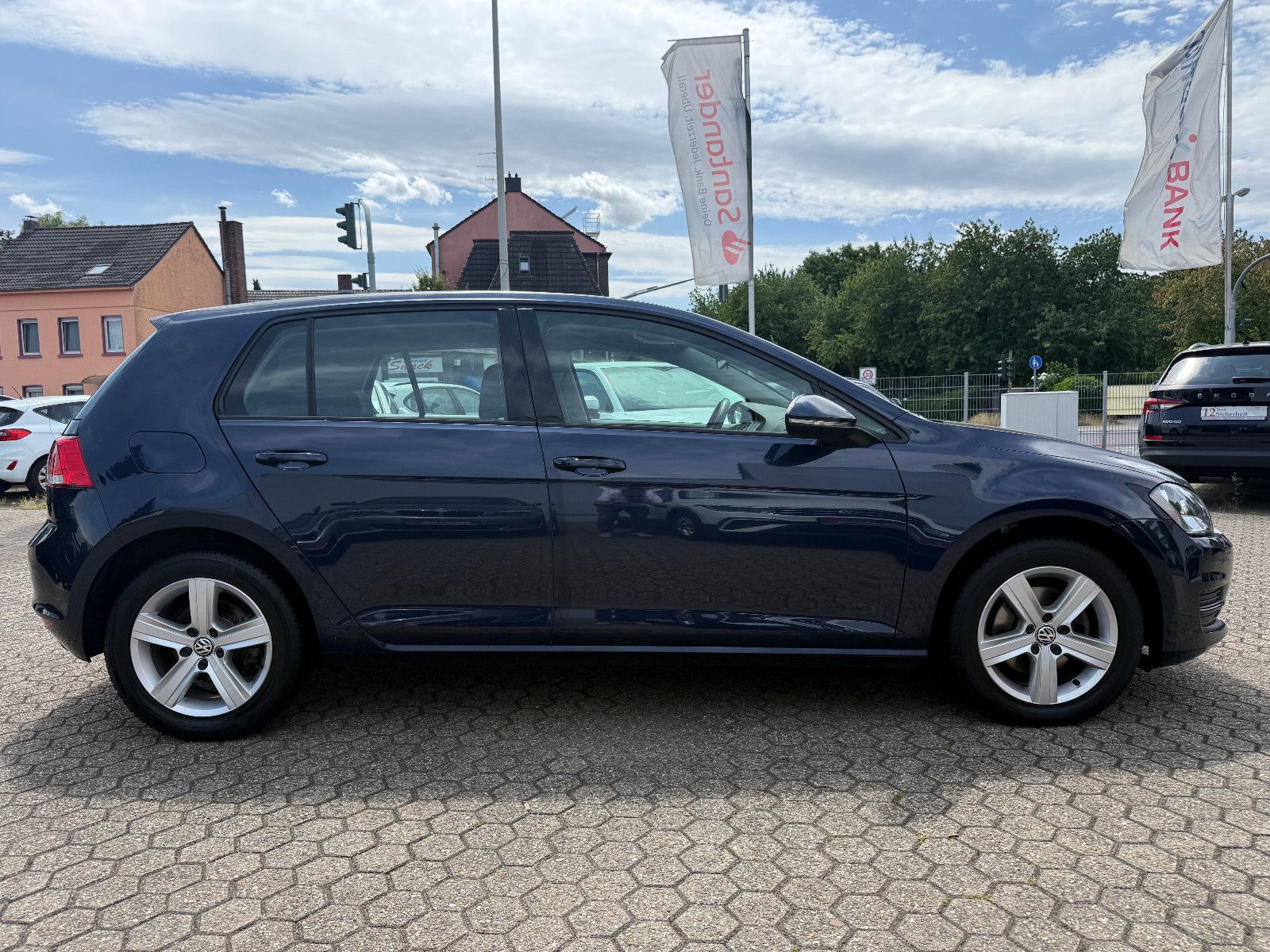 Fahrzeugabbildung Volkswagen Golf VII Lim. Comfortline BMT