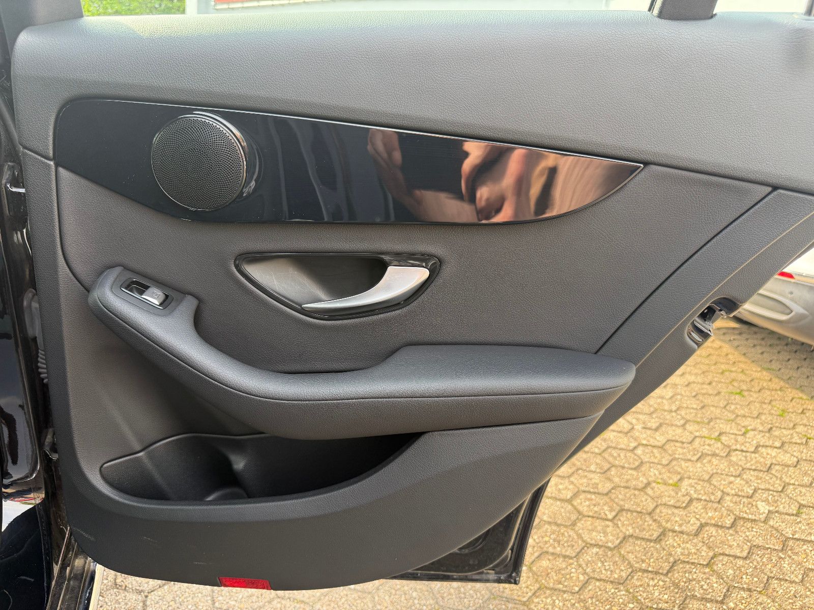 Fahrzeugabbildung Mercedes-Benz C 220 d 4Matic*ACC*360 Kam*Multibeam LED*