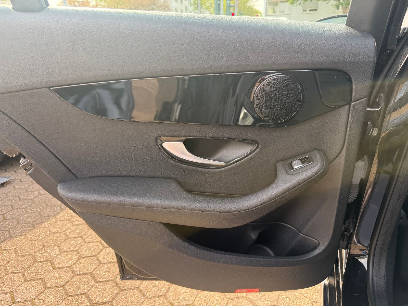 Fahrzeugabbildung Mercedes-Benz C 220 d 4Matic*ACC*360 Kam*Multibeam LED*