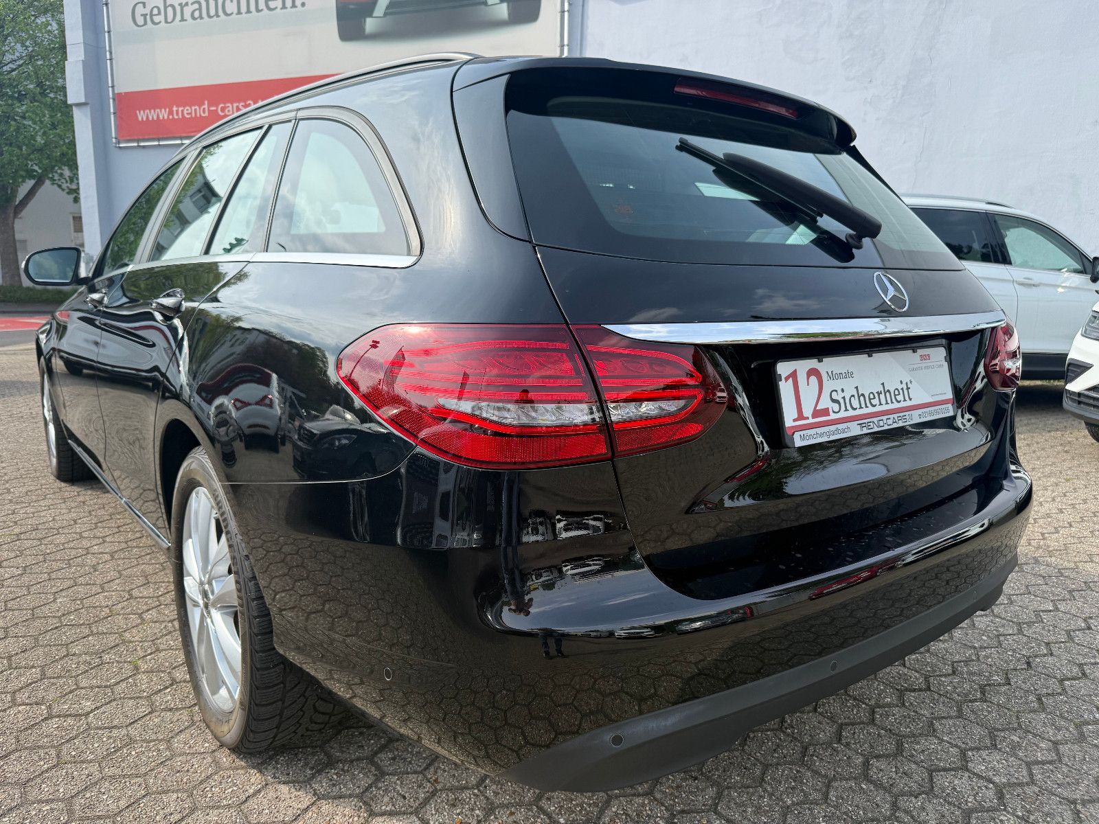 Fahrzeugabbildung Mercedes-Benz C 220 d 4Matic*ACC*360 Kam*Multibeam LED*