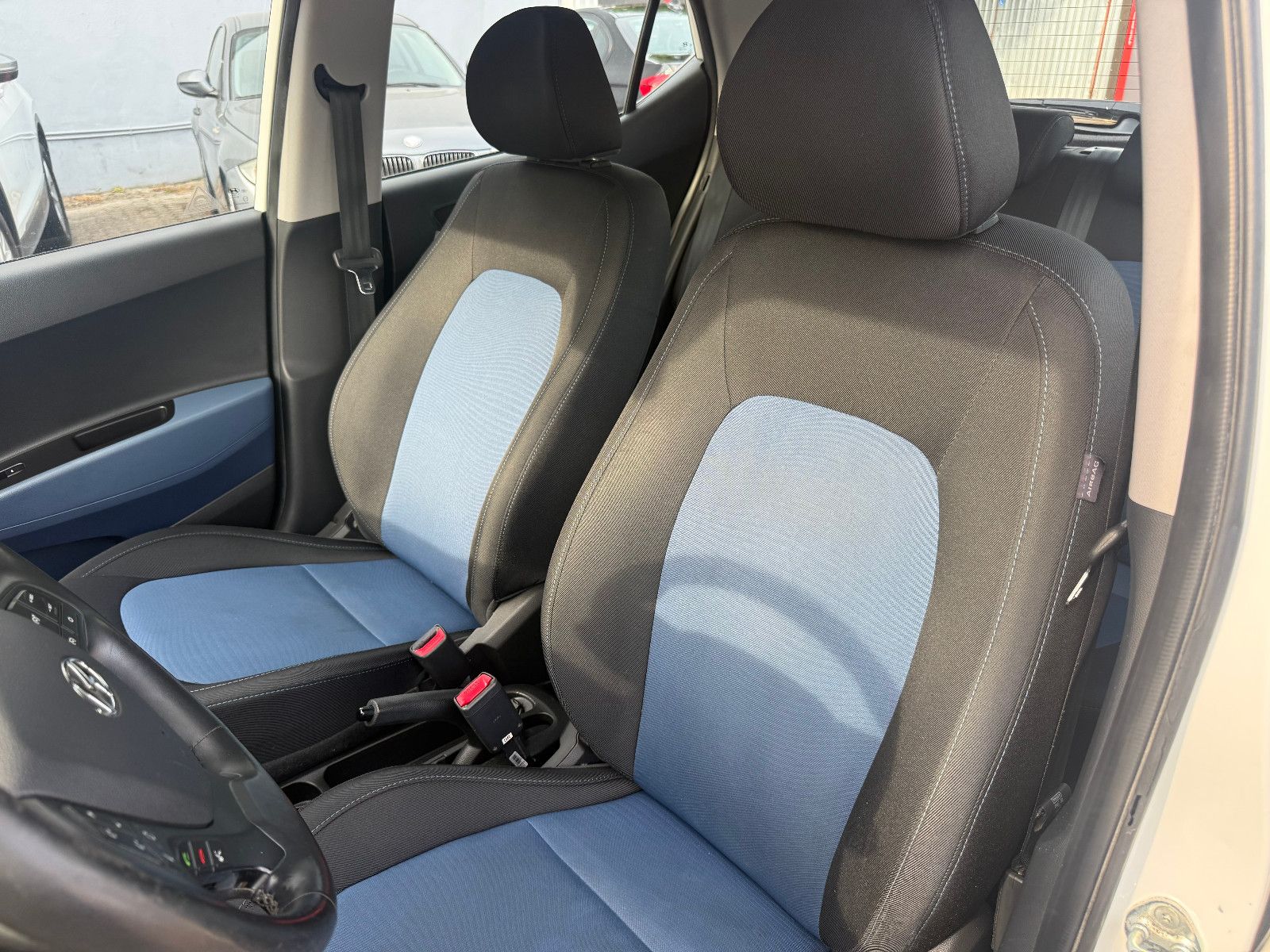 Fahrzeugabbildung Hyundai i10 FIFA World Cup Edition*Klima*SH*LH*