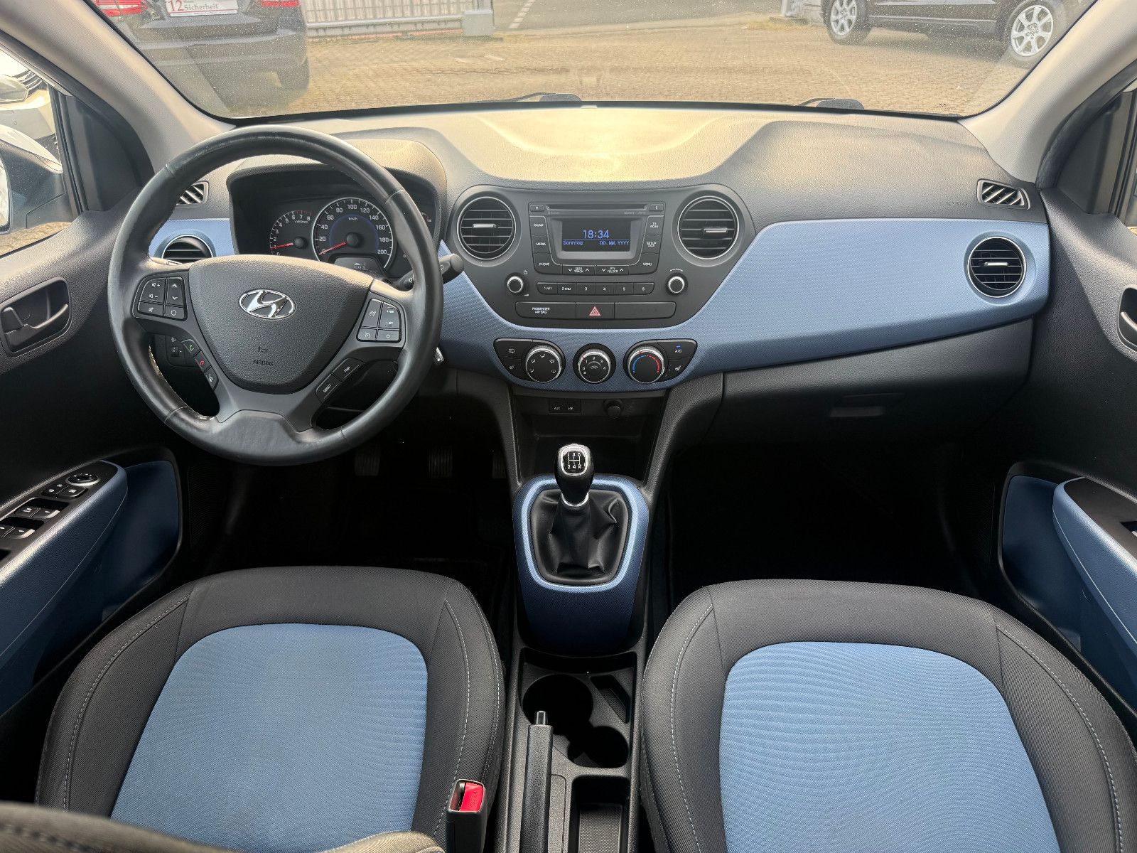 Fahrzeugabbildung Hyundai i10 FIFA World Cup Edition*Klima*SH*LH*