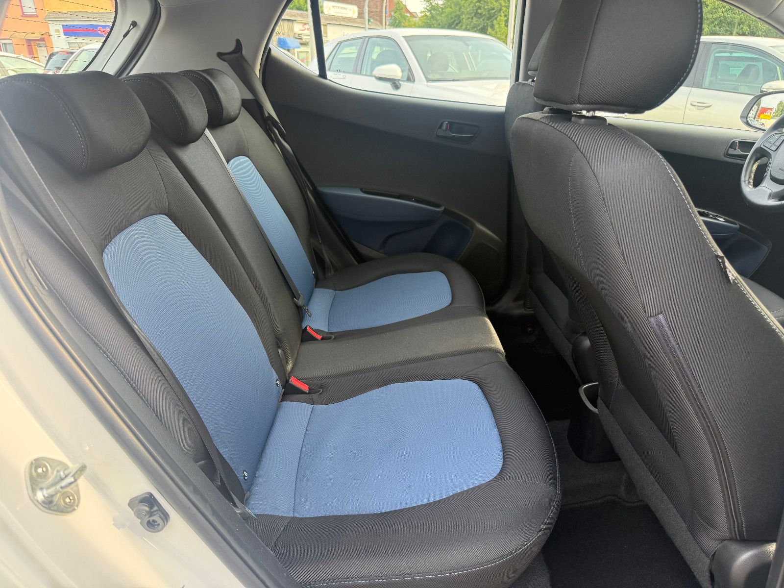 Fahrzeugabbildung Hyundai i10 FIFA World Cup Edition*Klima*SH*LH*