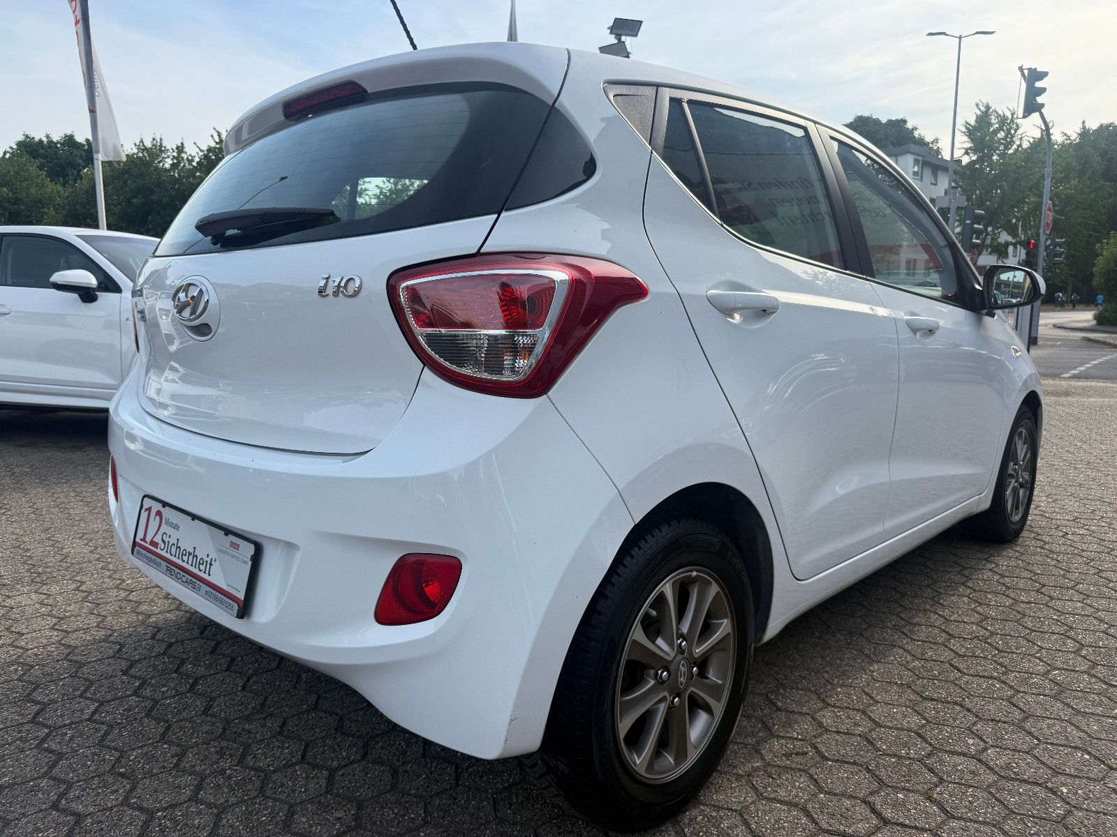 Fahrzeugabbildung Hyundai i10 FIFA World Cup Edition*Klima*SH*LH*