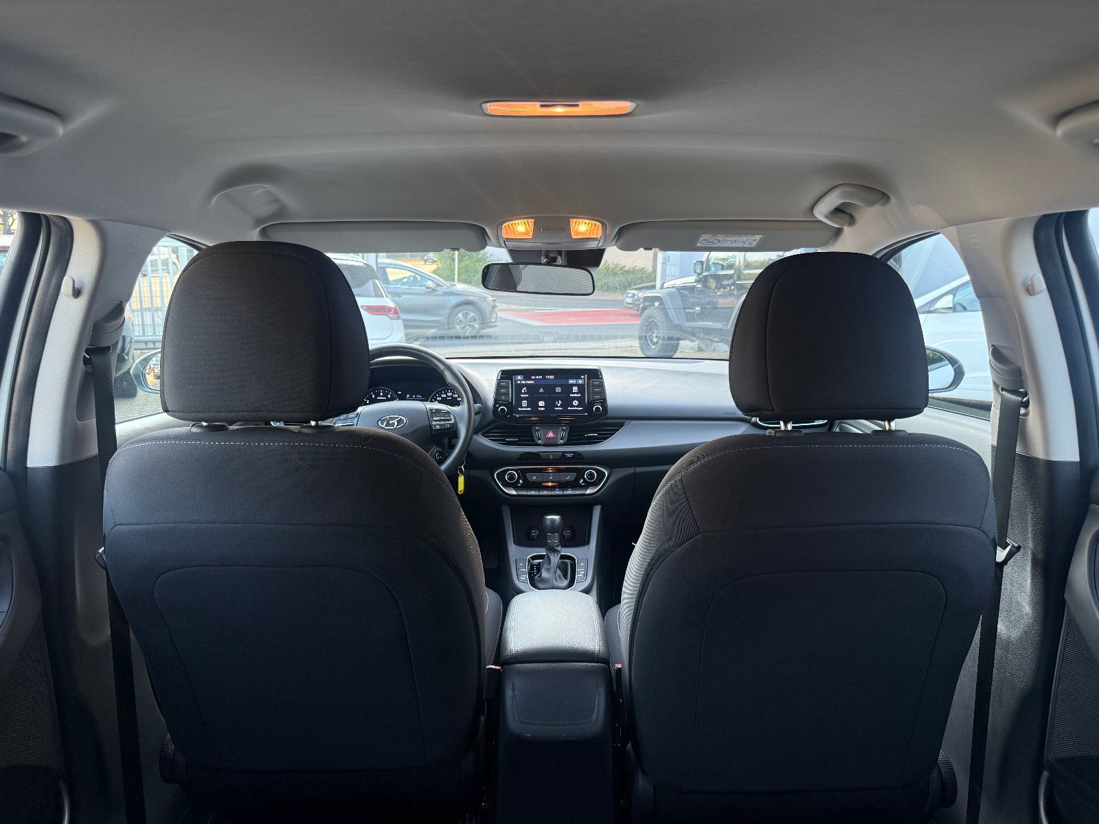 Fahrzeugabbildung Hyundai i30 Select Mild-Hybrid