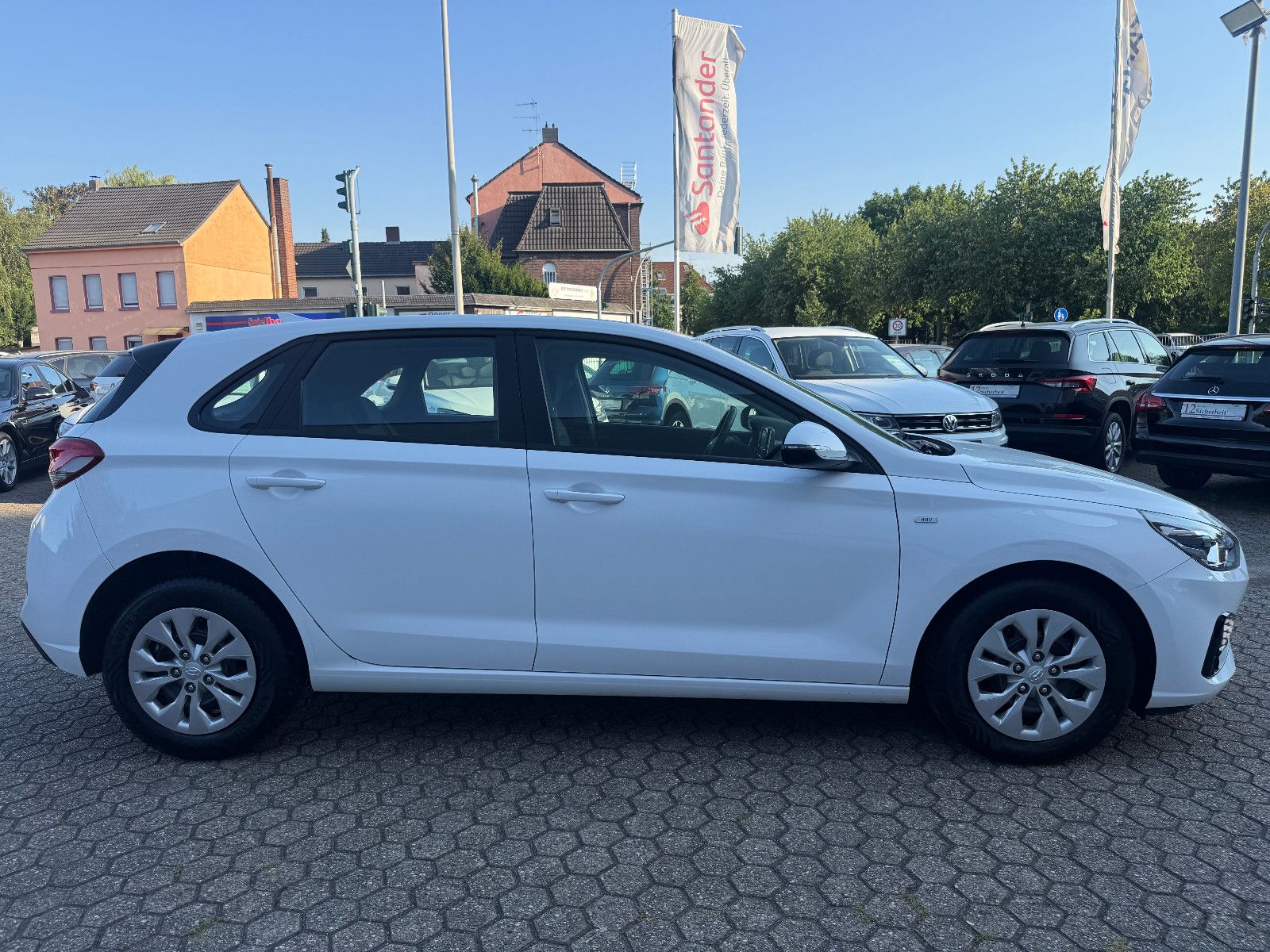 Fahrzeugabbildung Hyundai i30 Select Mild-Hybrid