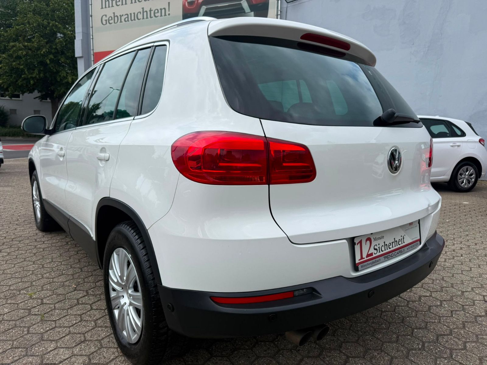 Fahrzeugabbildung Volkswagen Tiguan Sport & Style BMT 4Motion