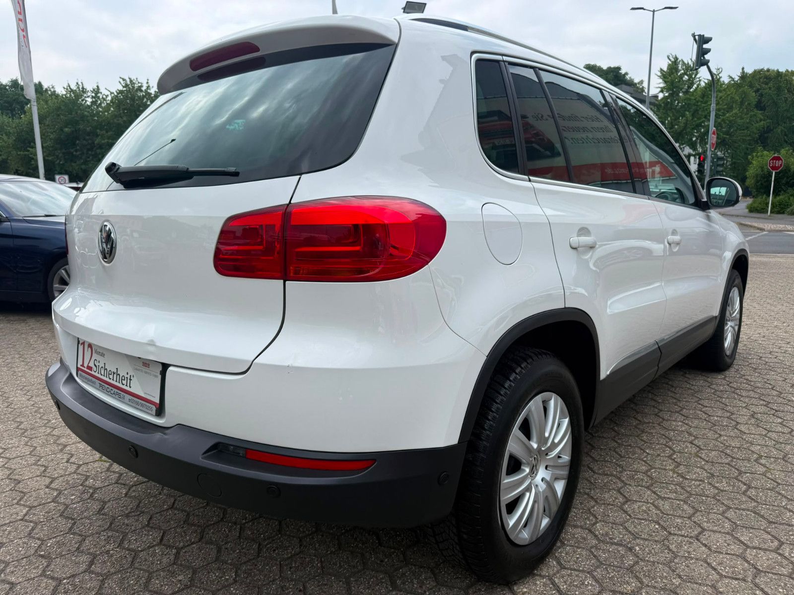Fahrzeugabbildung Volkswagen Tiguan Sport & Style BMT 4Motion