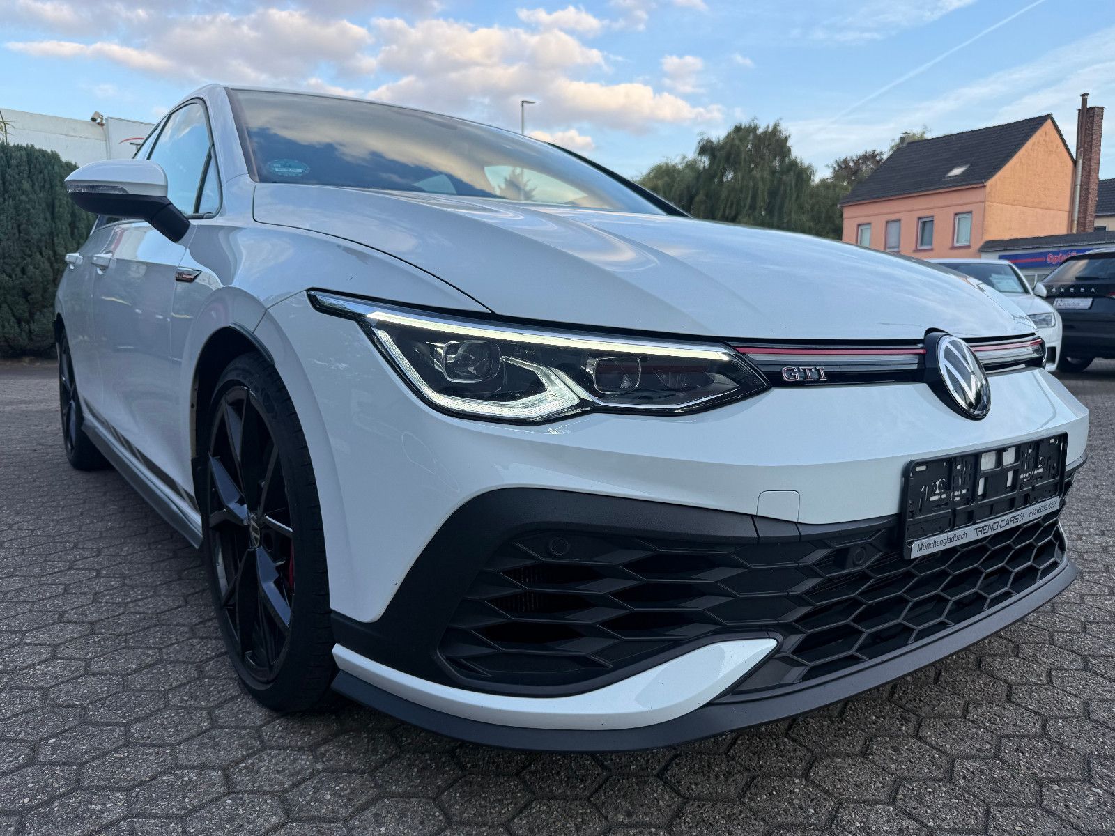 Fahrzeugabbildung Volkswagen Golf VIII Lim. GTI Clubsport