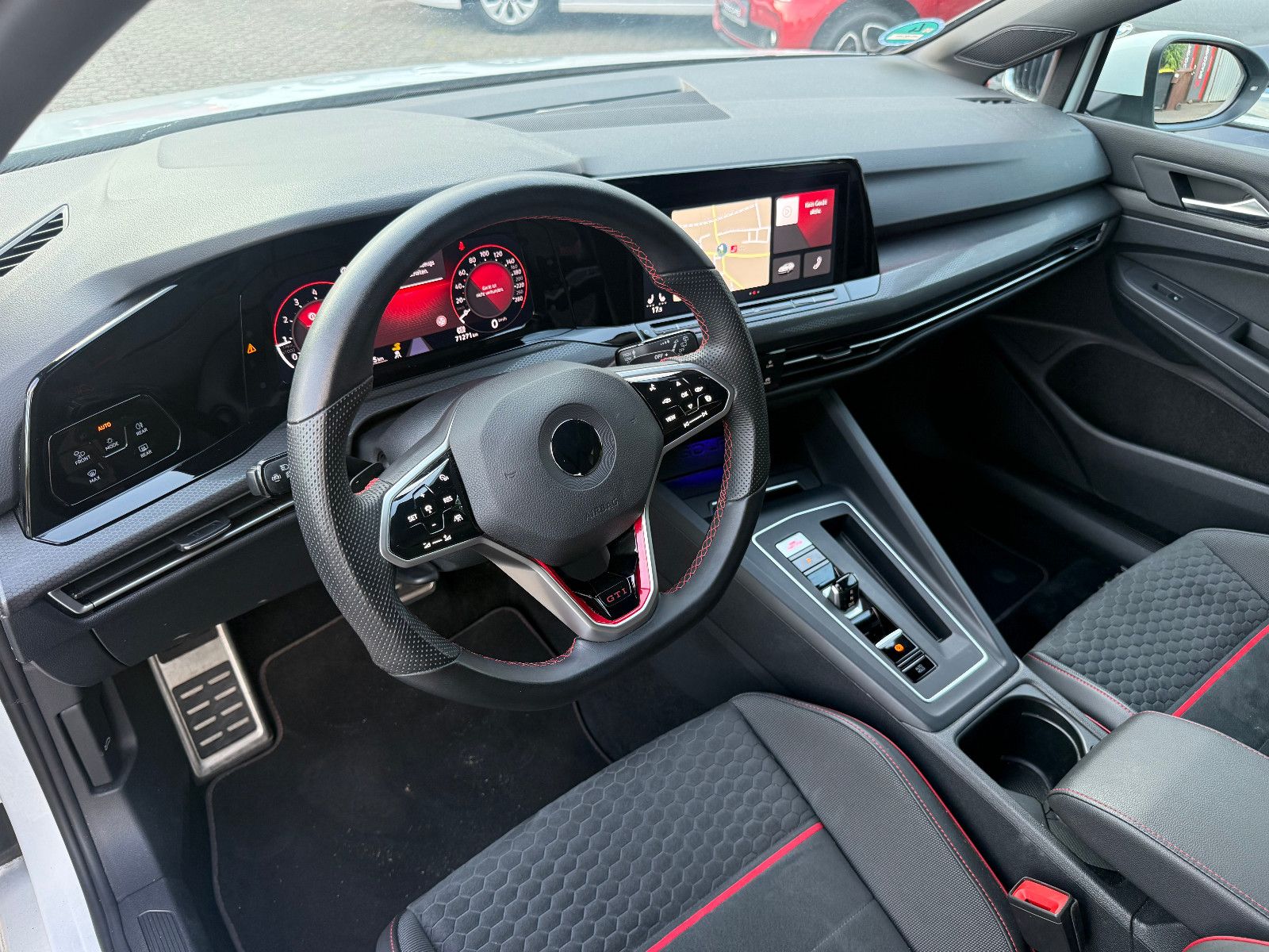 Fahrzeugabbildung Volkswagen Golf VIII Lim. GTI Clubsport