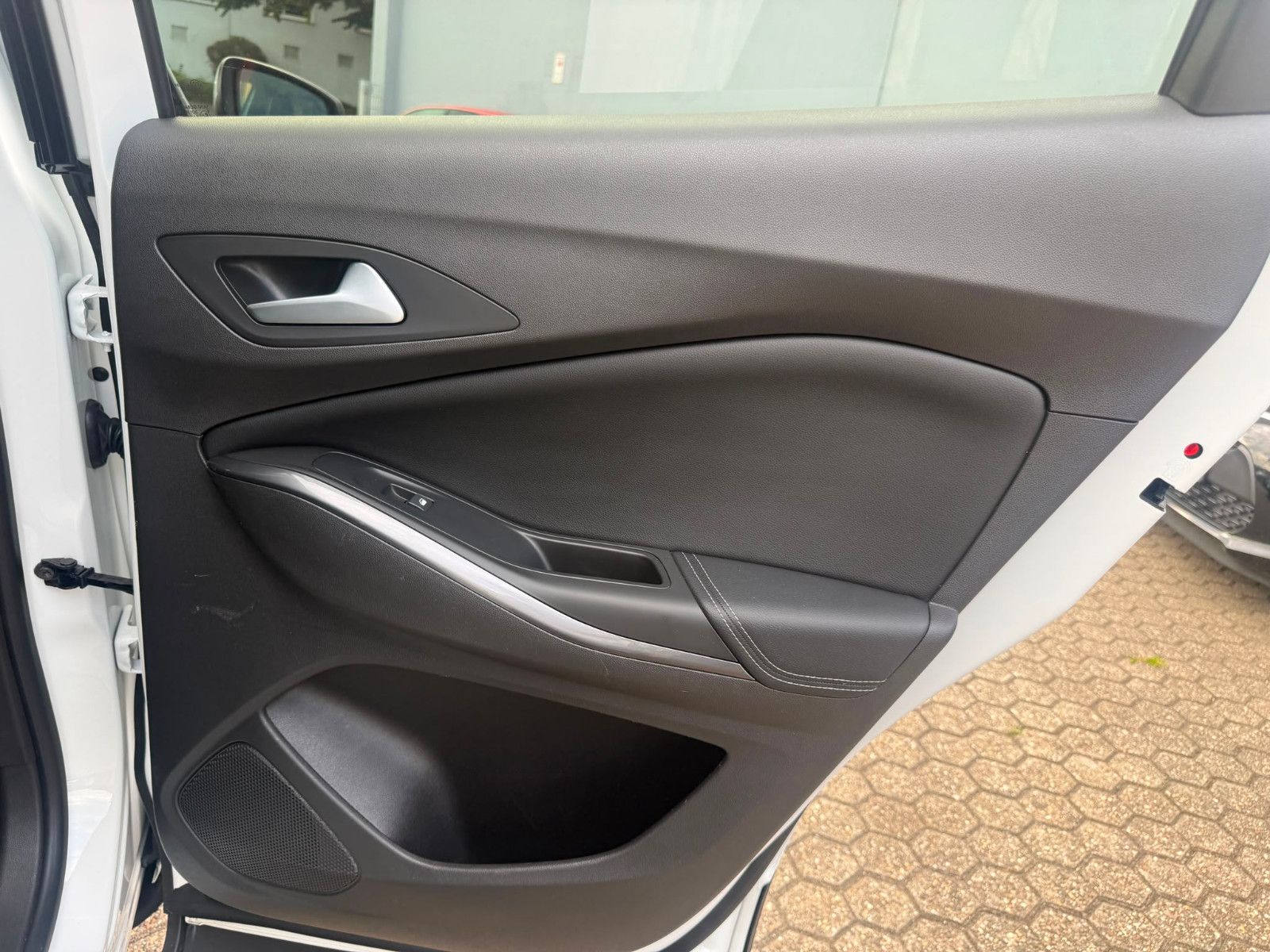 Fahrzeugabbildung Opel Grandland (X)Business Innovation*