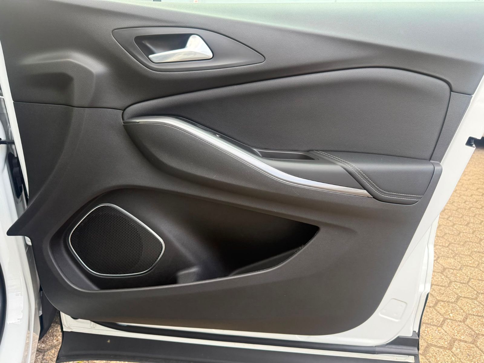 Fahrzeugabbildung Opel Grandland (X)Business Innovation*